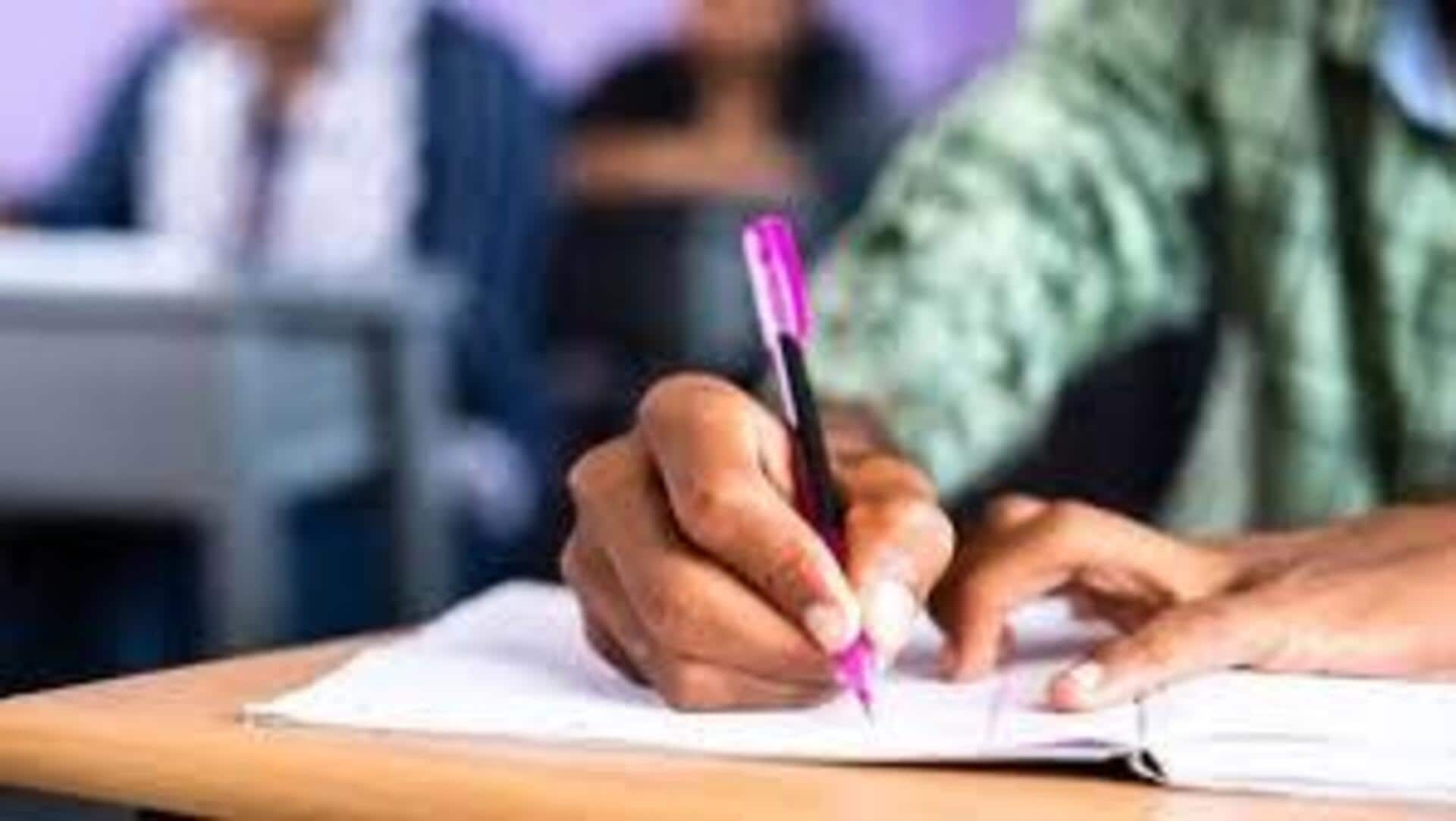 SSC Public Exams 2025: తెలంగాణాలో రేపట్నుంచి పదో క్లాస్ పబ్లిక్‌ పరీక్షలు.. 5 నిమిషాలు ఆలస్యమైనా ఓకే!