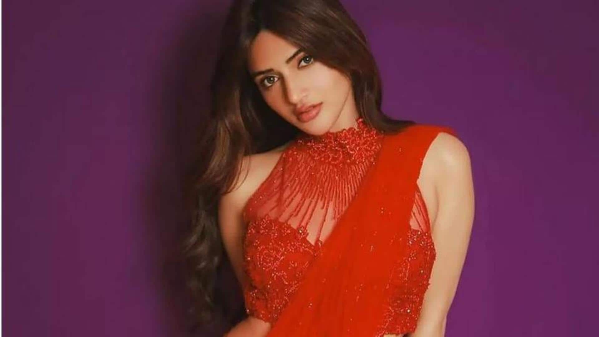 Sree leela: నిజాయితీగా ఉన్న వాడే నా జీవిత భాగస్వామి కావాలి.. పెళ్లిపై శ్రీలీల స్పష్టత Sree leela: నిజాయితీగా ఉన్న వాడే నా జీవిత భాగస్వామి కావాలి.. పెళ్లిపై శ్రీలీల స్పష్టత