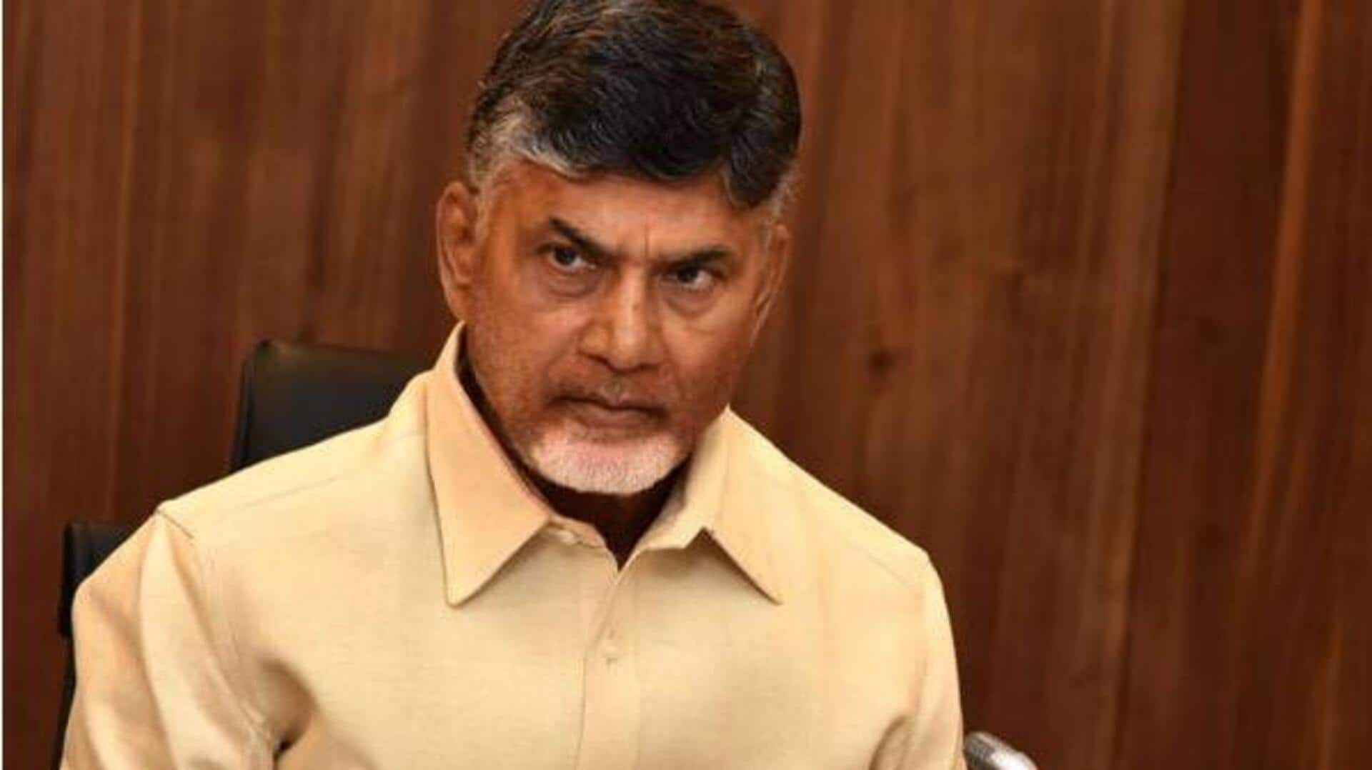 Chandrababu: భారీ వర్షాలు, వరదలపై మరింత అప్రమత్తం ఉండాలి.. అధికారులతో సీఎం టెలికాన్ఫరెన్స్‌