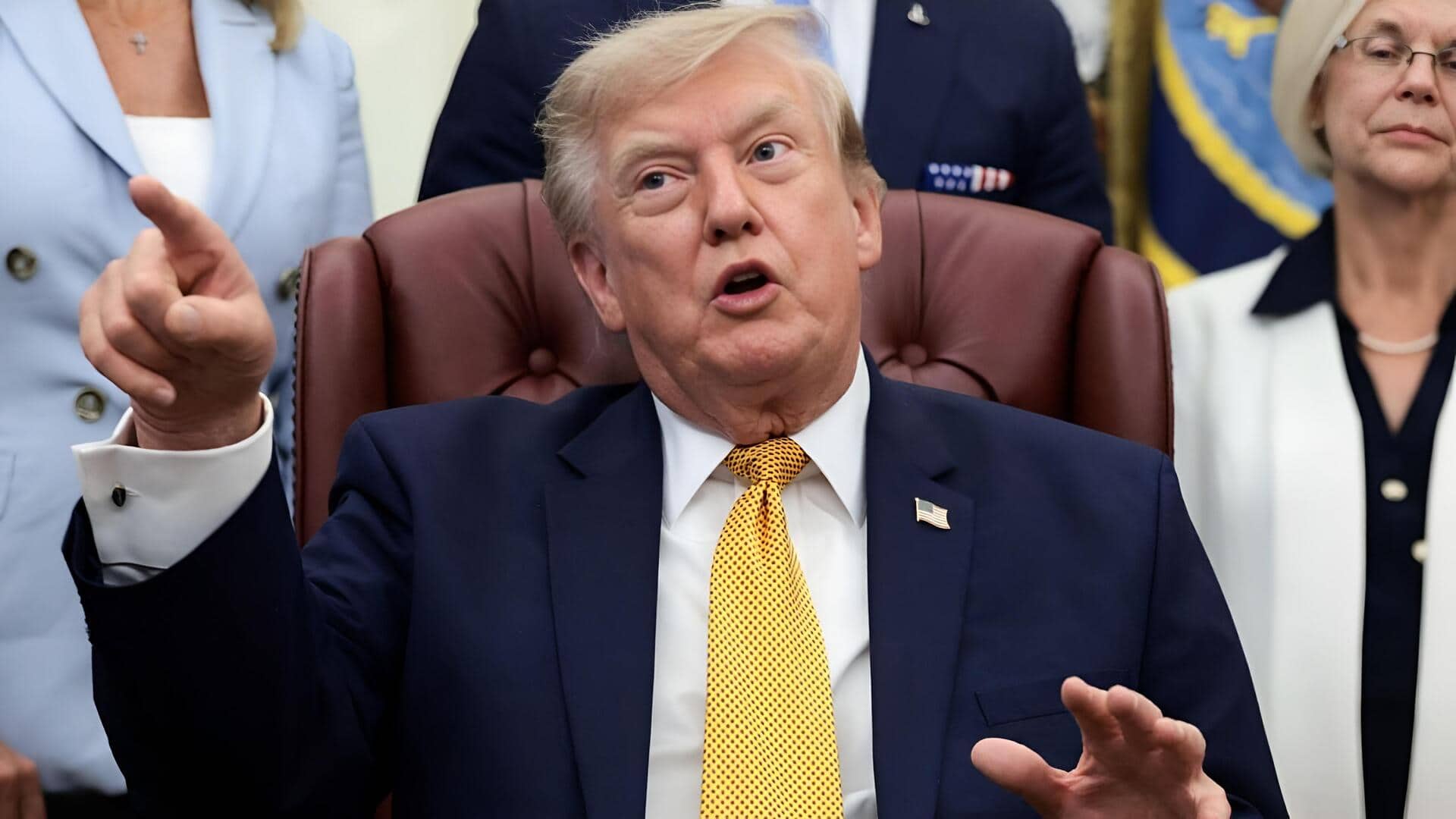 Trump: ఒప్పందం చేసుకోండి.. లేకపోతే లొంగిపోండి!: ట్రంప్‌ హెచ్చరిక