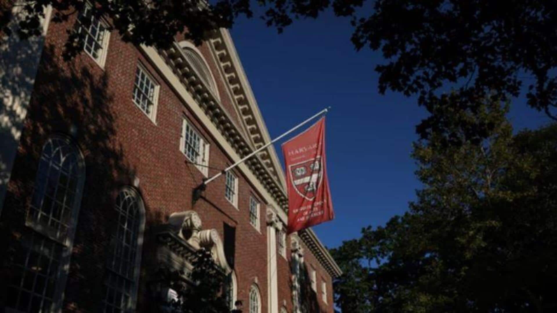 Harvard University: హార్వర్డ్ క్యాంపస్లో గుర్తుతెలియని వ్యక్తి కాల్పులు Harvard University: హార్వర్డ్ క్యాంపస్లో గుర్తుతెలియని వ్యక్తి కాల్పులు