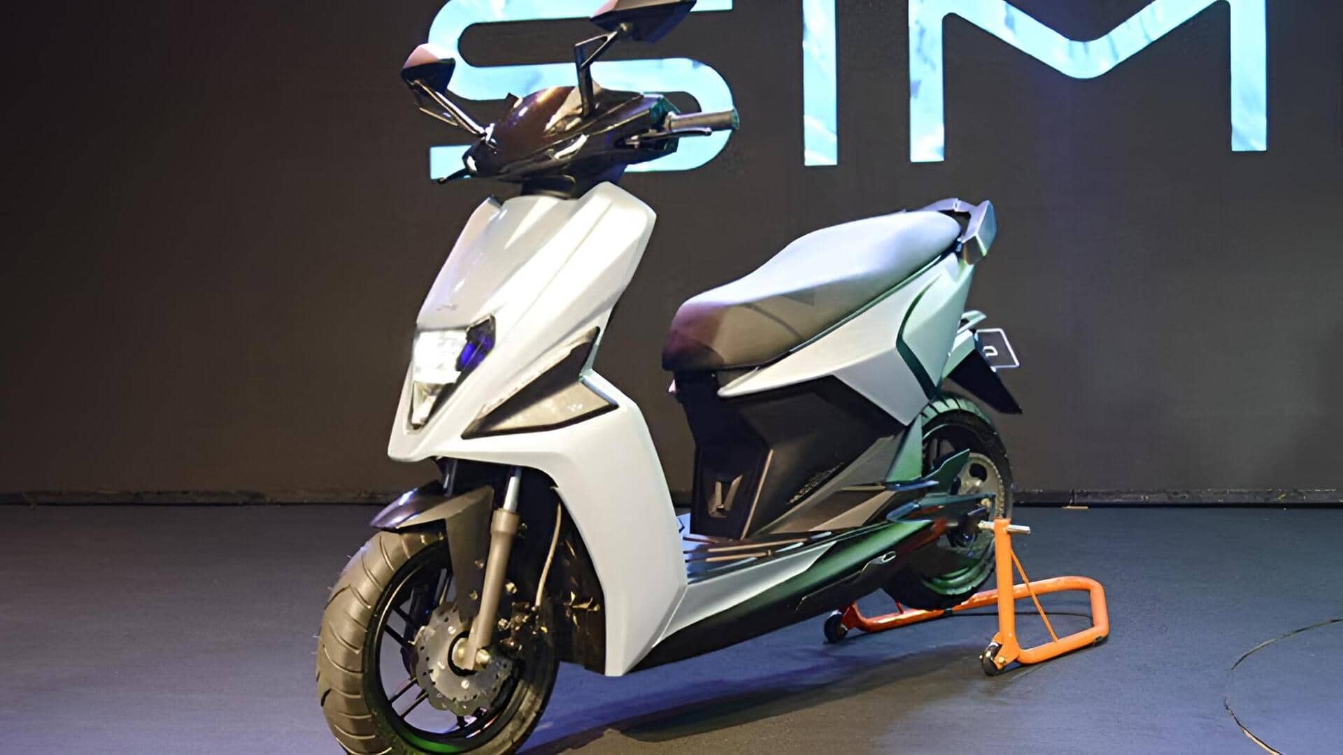 Electric Scooter: 200 కి.మీతో మార్కెట్‌ను షేక్ చేసే ఈ-స్కూటర్.. ధర ఎంతంటే?