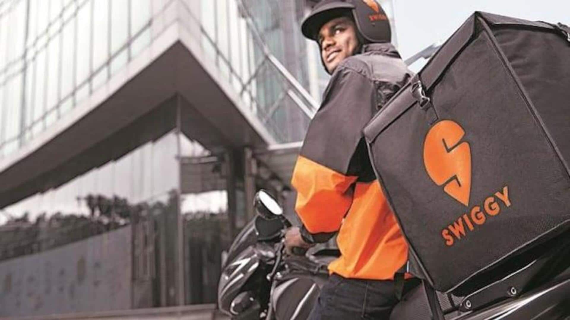 Swiggy: డెలివరీ ఛార్జీల విషయంలో  స్విగ్గీకి జరిమానా