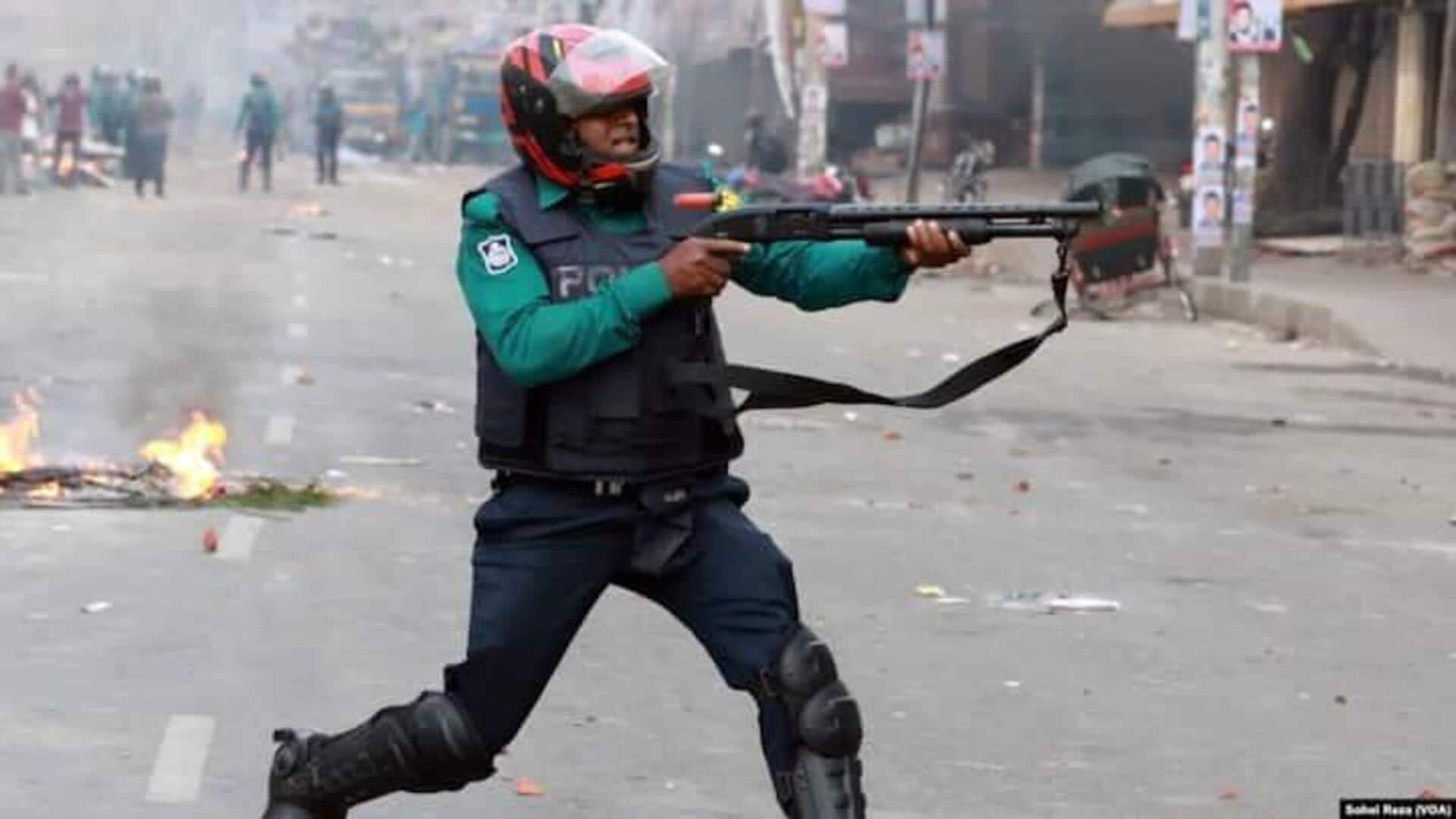 Bangladesh: బంగ్లాదేశ్ మాజీ ప్రధాని షేక్ హసీనాకు మరణశిక్ష విధించాలి.. ప్రాసిక్యూటర్ల డిమాండ్..! Bangladesh: బంగ్లాదేశ్ మాజీ ప్రధాని షేక్ హసీనాకు మరణశిక్ష విధించాలి.. ప్రాసిక్యూటర్ల డిమాండ్..!