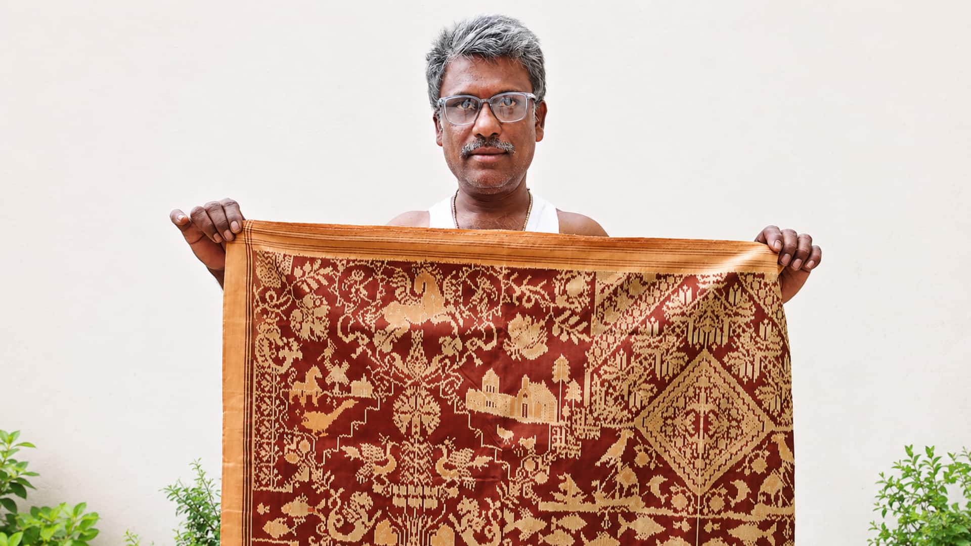 National Handloom Award 2025: ఆరు గజాల చీరలో ప్రకృతి అందాలు.. జాతీయ చేనేత అవార్డుకు గంజి వెంకటేశ్