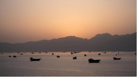 Hormuz Strait Reopens: హర్మూజ్ మార్గం క్లియర్.. జలసంధిని దాటిన 30 భారత నౌకలు,మరో 26 ప్రయాణానికి సిద్ధం