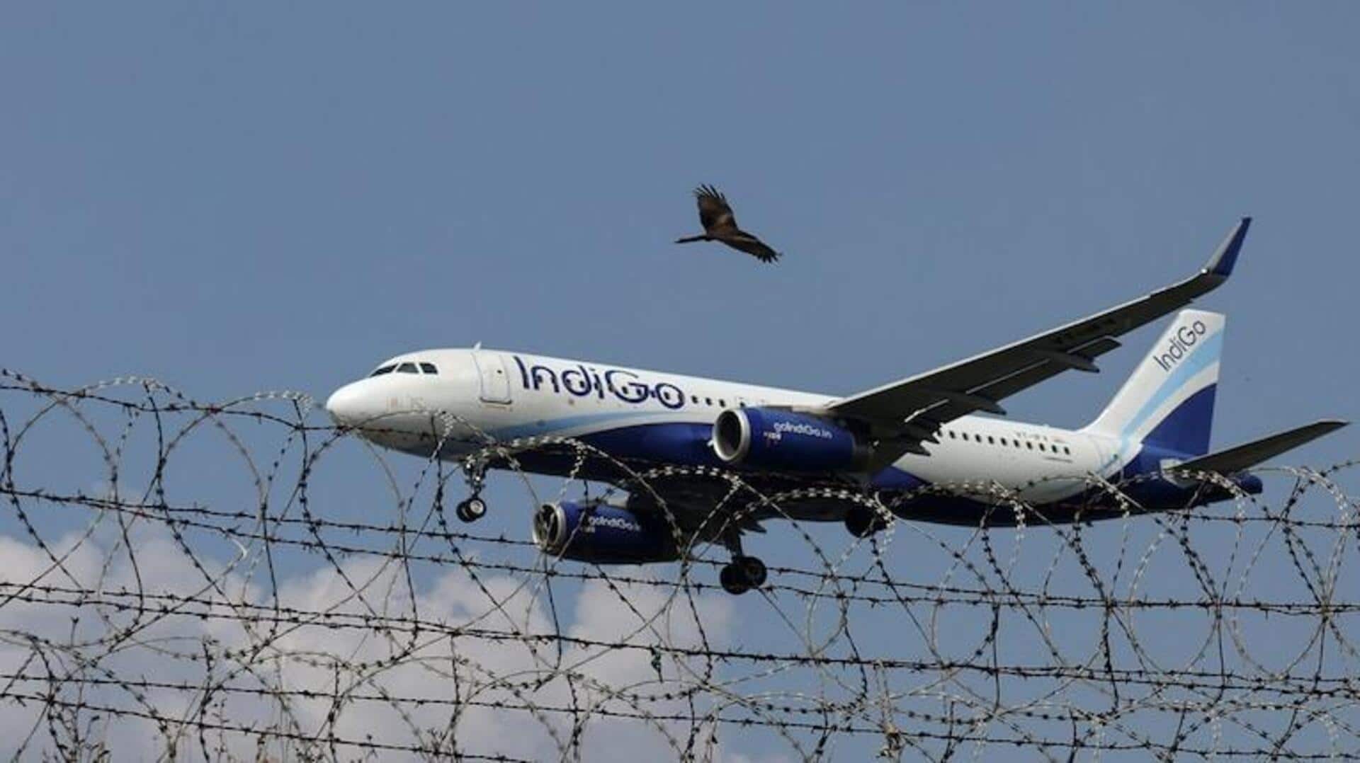 Bomb In Flight: ప్రయాణంలో ఉండగా విమానానికి బాంబు బెదిరింపు.. ఇండిగో కువైట్-హైదరాబాద్ విమానం ముంబైకి మళ్లింపు