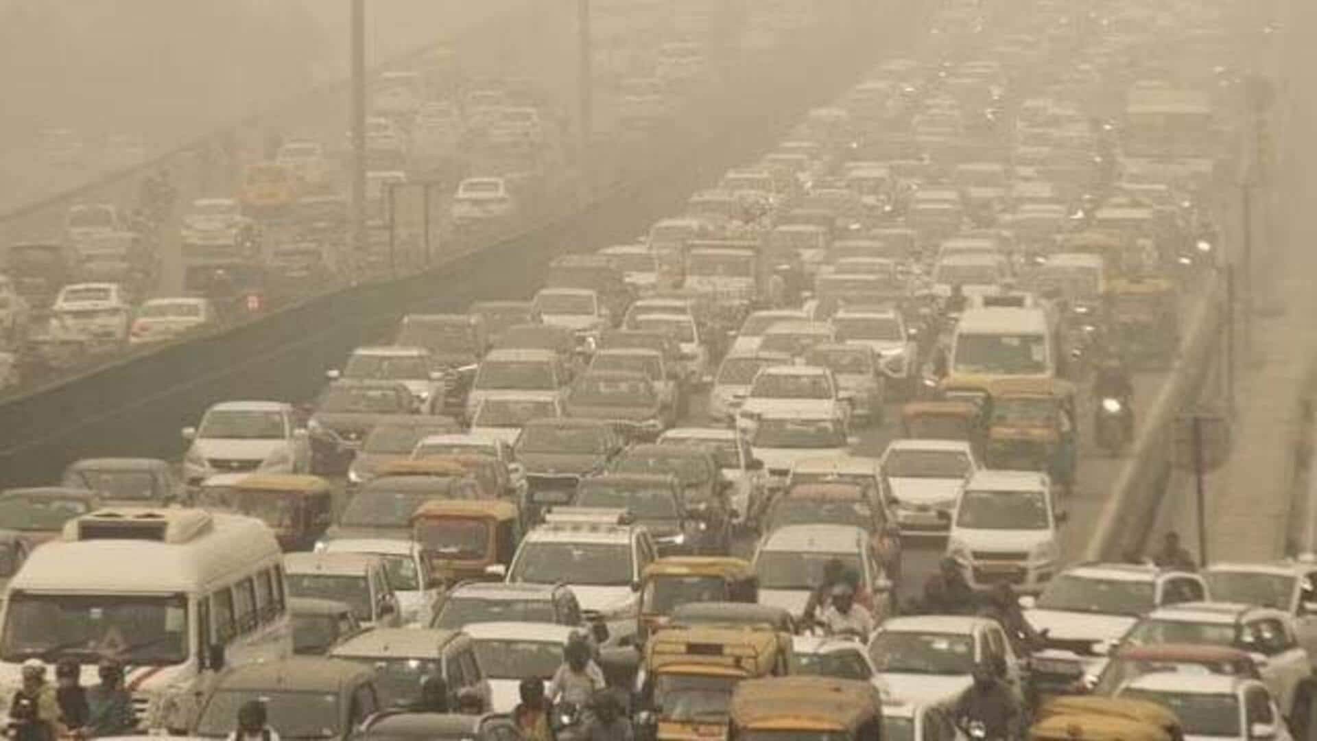 Air Pollution: దేశరాజధానిలో అత్యంత ప్రమాదకరంగా వాయు కాలుష్యం 