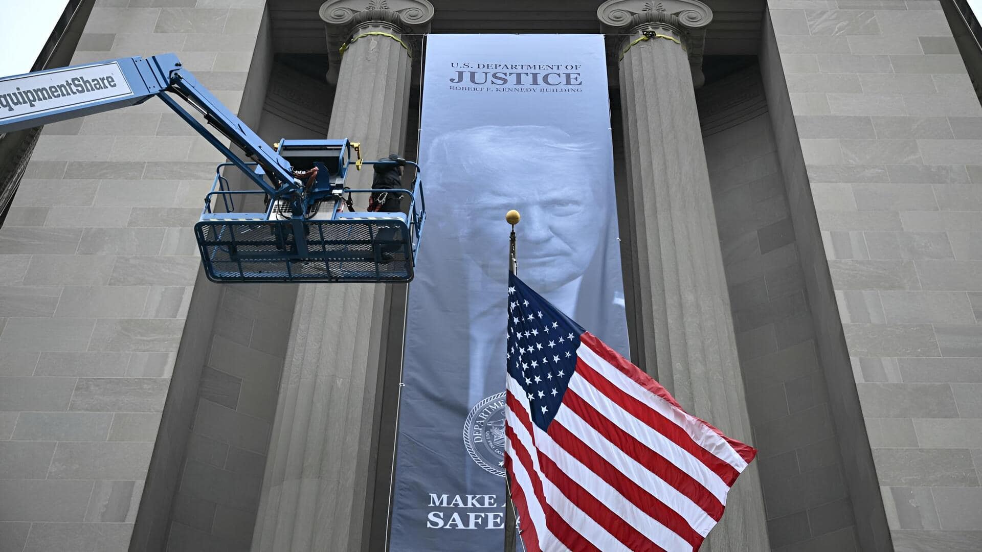 Florida Airport: పామ్ బీచ్ ఎయిర్‌పోర్టుకు ట్రంప్ పేరు? రాష్ట్ర శాసనసభ ఆమోదం