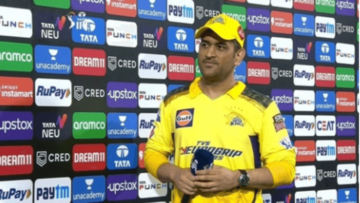 ప్రతిసారీ ధోని రిటైర్మెంట్ గురించి ఎందుకు ప్రశ్నిస్తున్నారు : సెహ్వాగ్ ఫైర్