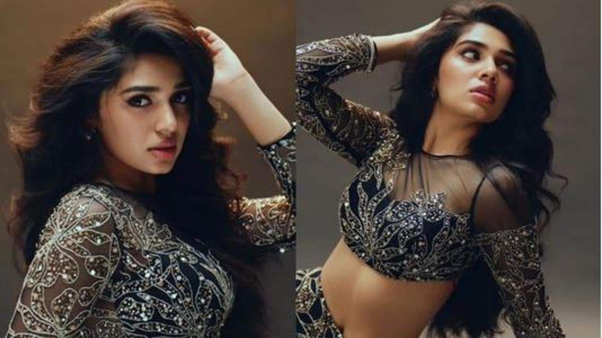 Krithi Shetty : టాలీవుడ్ నుంచి కృతి శెట్టి ఎగ్జిట్..? 'ఖలీఫా' సినిమాతో కొత్త ప్రస్థానం! Krithi Shetty : టాలీవుడ్ నుంచి కృతి శెట్టి ఎగ్జిట్..? 'ఖలీఫా' సినిమాతో కొత్త ప్రస్థానం!