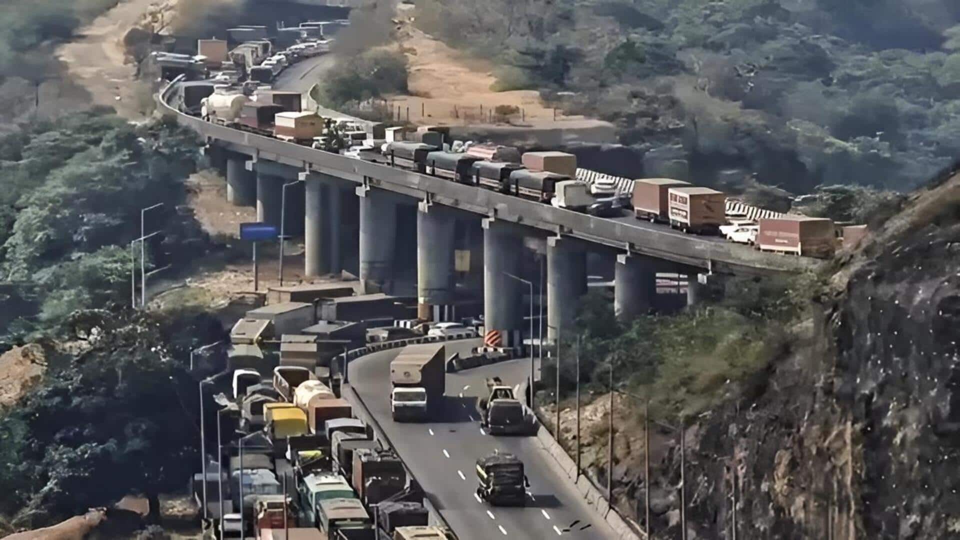 Mumbai-Pune Expressway: గ్యాస్‌ ట్యాంకర్‌ బోల్తా..40గంటల తర్వాత ముంబయి-పుణె ఎక్స్‌ప్రెస్‌వే పై ట్రాఫిక్‌ క్లియర్‌..!