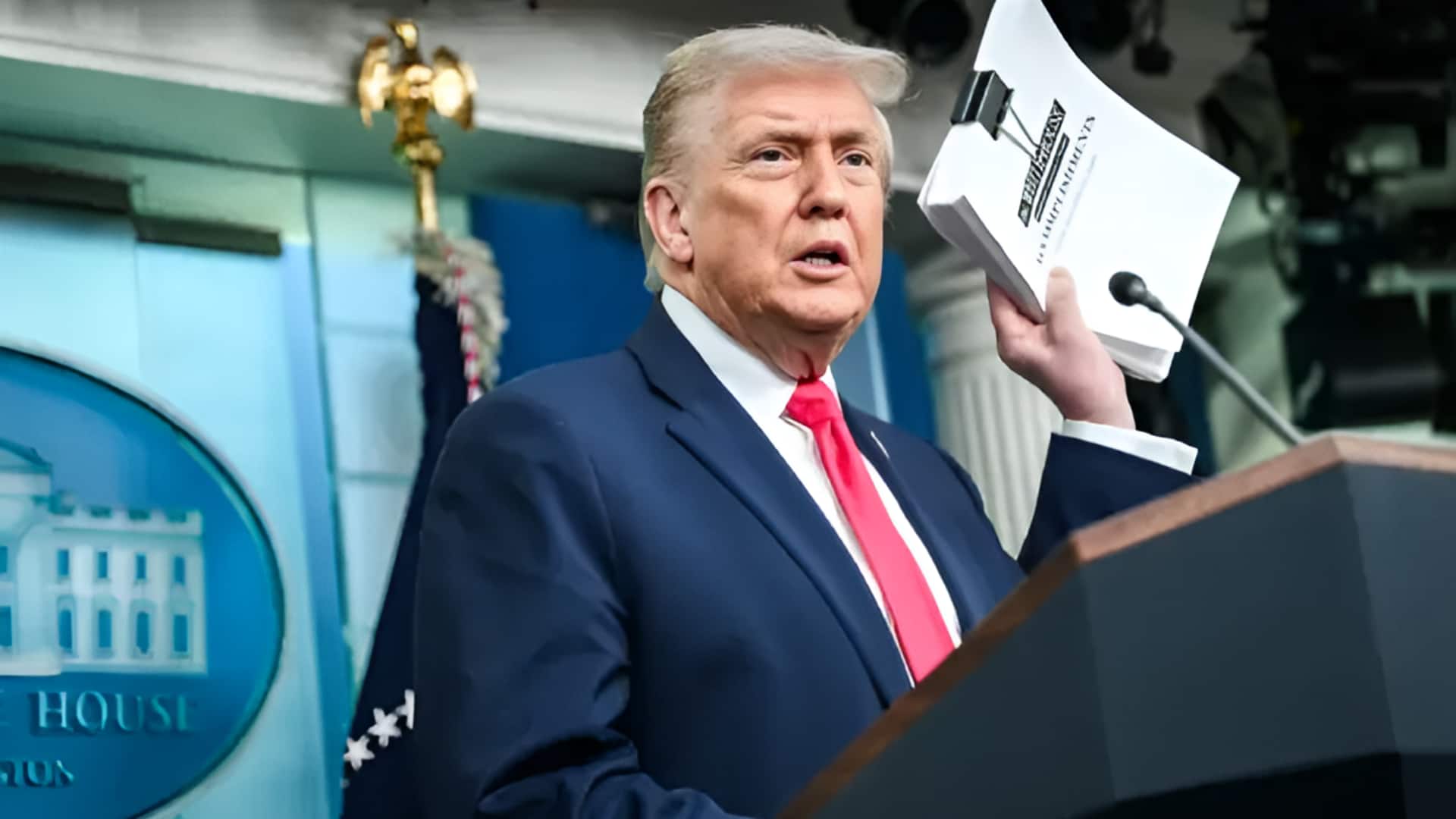 Trump: వ్యవసాయ, పారిశ్రామిక పరికరాల దిగుమతులపై టారిఫ్‌లు తగ్గించిన ట్రంప్‌..  