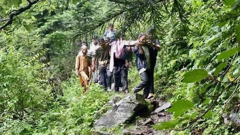 Jammu Kashmir: జమ్ముకశ్మీర్'లో కొండచరియలు విరిగిపడి ఏడుగురు మృతి