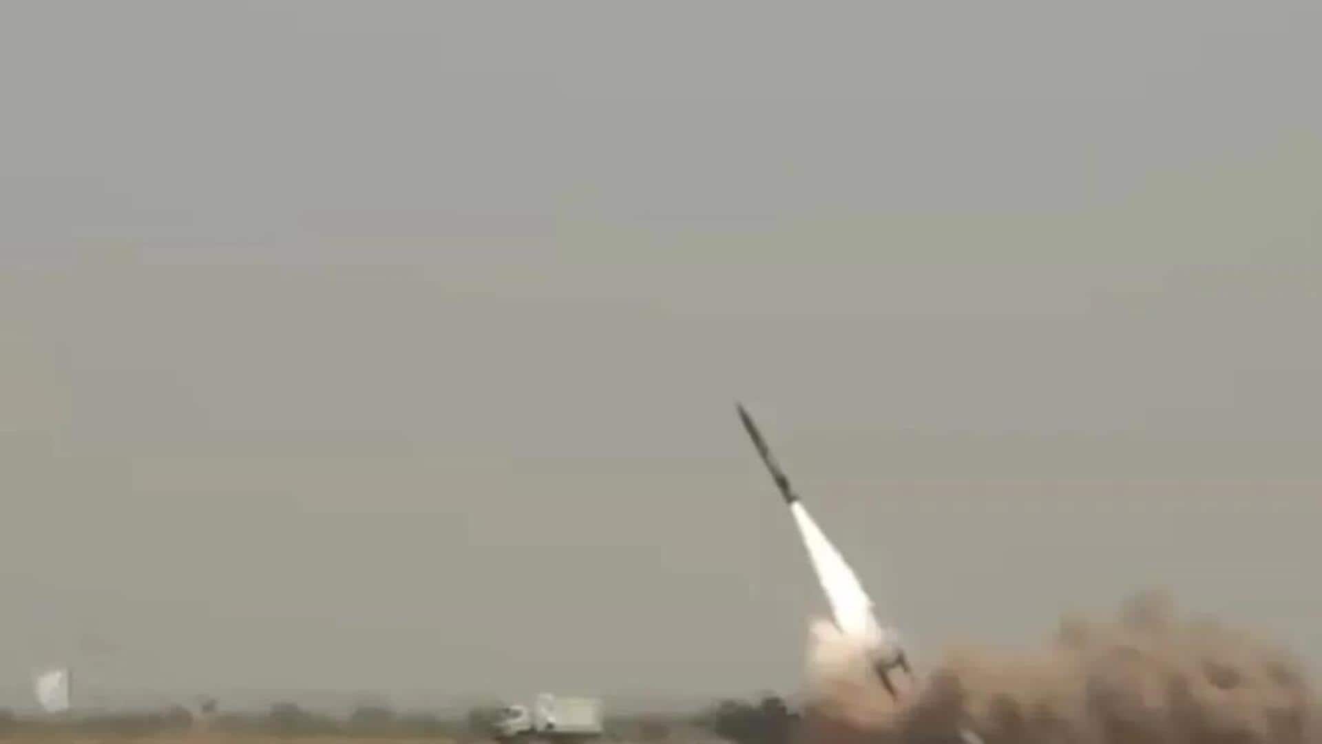 Fatah missile: 120 కిలోమీటర్ల దూరంలో ఉన్న టార్గెట్ను పేల్చగల ఫతహ్ క్షిపణిని పరీక్షించిన పాకిస్తాన్.. Fatah missile: 120 కిలోమీటర్ల దూరంలో ఉన్న టార్గెట్ను పేల్చగల ఫతహ్ క్షిపణిని పరీక్షించిన పాకిస్తాన్..