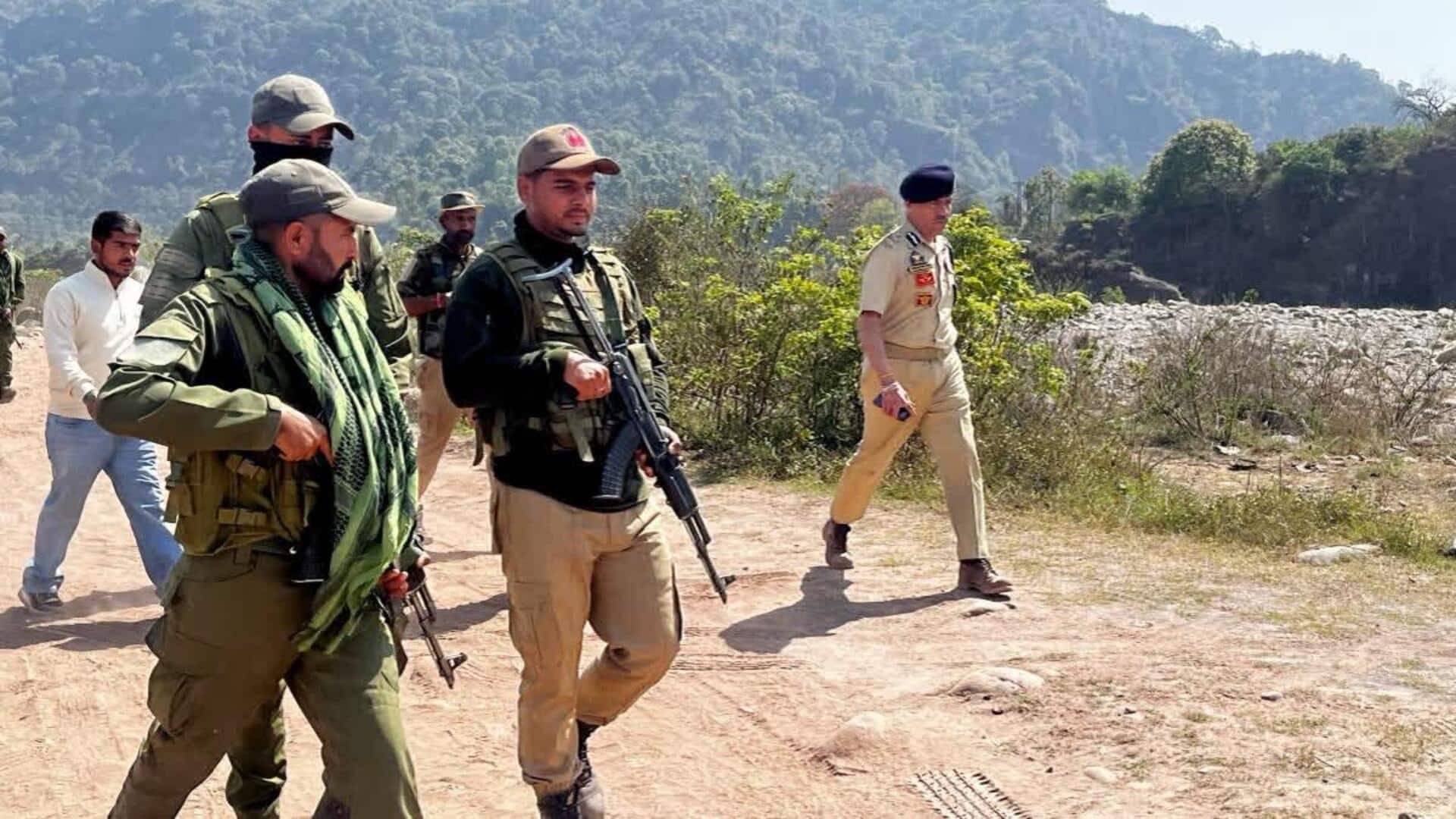 Interpol: కశ్మీర్ వైద్యుడిపై రెడ్ కార్నర్ నోటీసు.. ఇంటర్‌పోల్‌ను ఆశ్రయించిన పోలీసులు