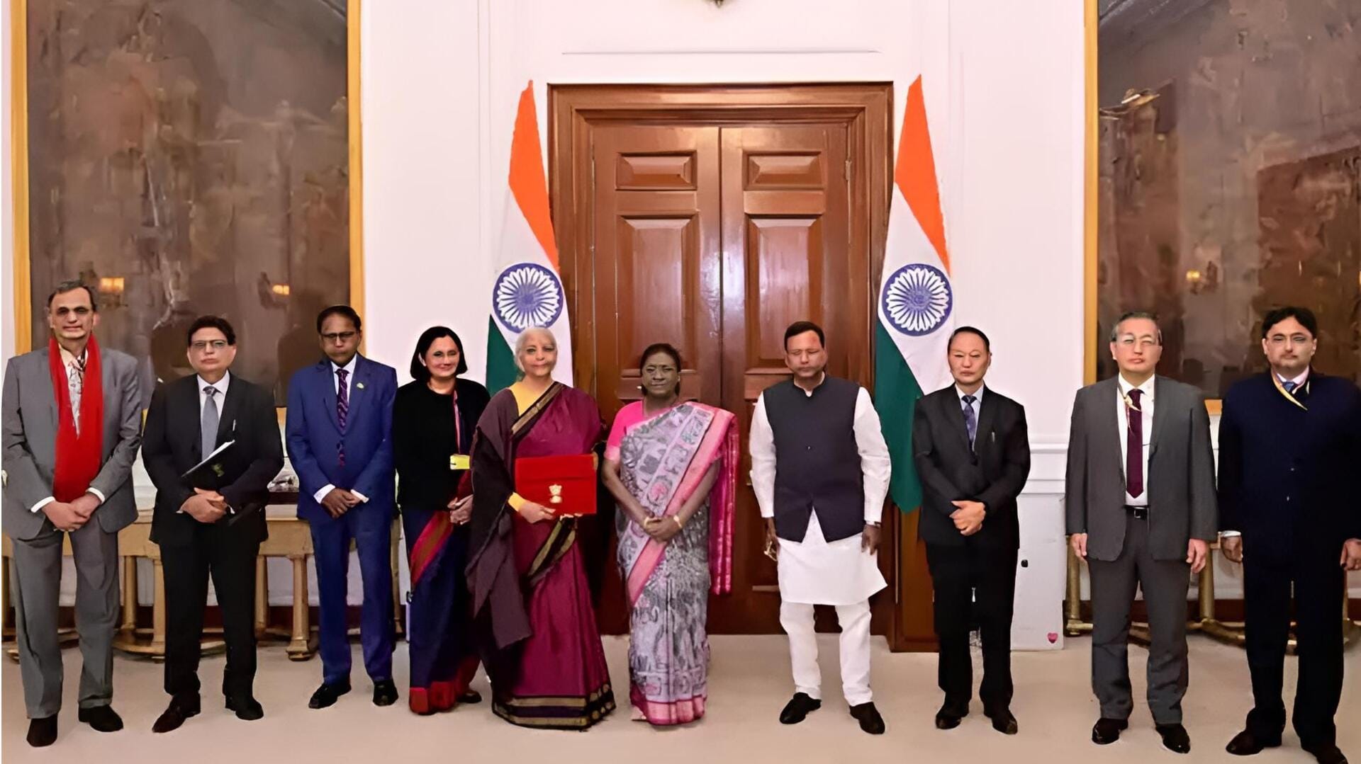 Union Budget 2026: లోక్‌సభలో బడ్జెట్ ప్రవేశపెట్టిన నిర్మలా సీతారామన్