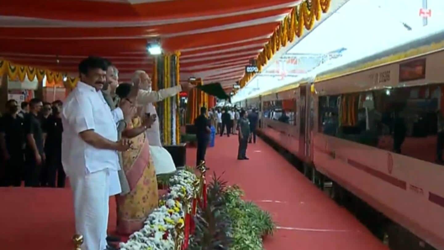 సికింద్రాబాద్‌-తిరుపతి వందేభారత్‌ ఎక్స్‌ప్రెస్‌‌ను ప్రారంభించిన ప్రధాని మోదీ