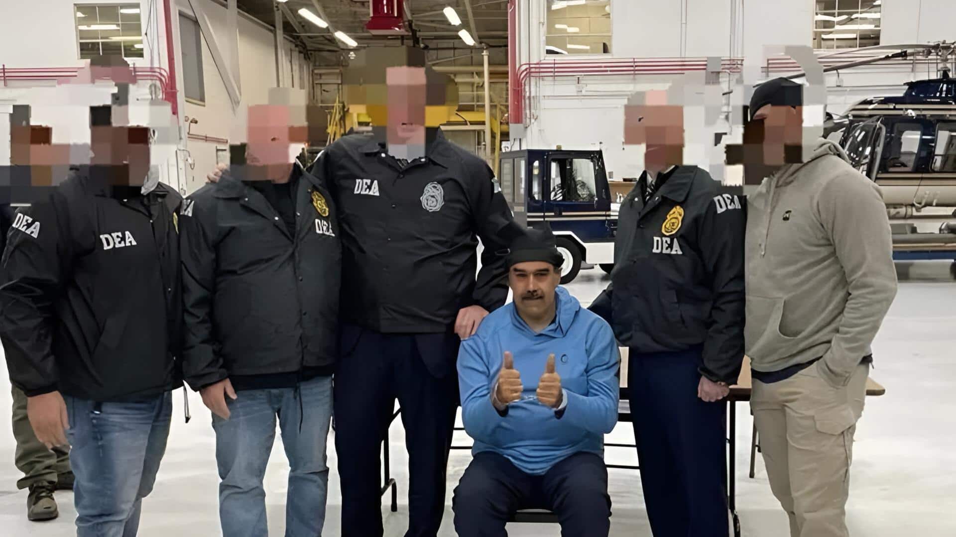 Nicolas Maduro: సంకెళ్లతోనే గుడ్‌నైట్‌.. హ్యాపీ న్యూ ఇయర్‌: యూఎస్ అధికారులతో మదురో వ్యాఖ్యలు