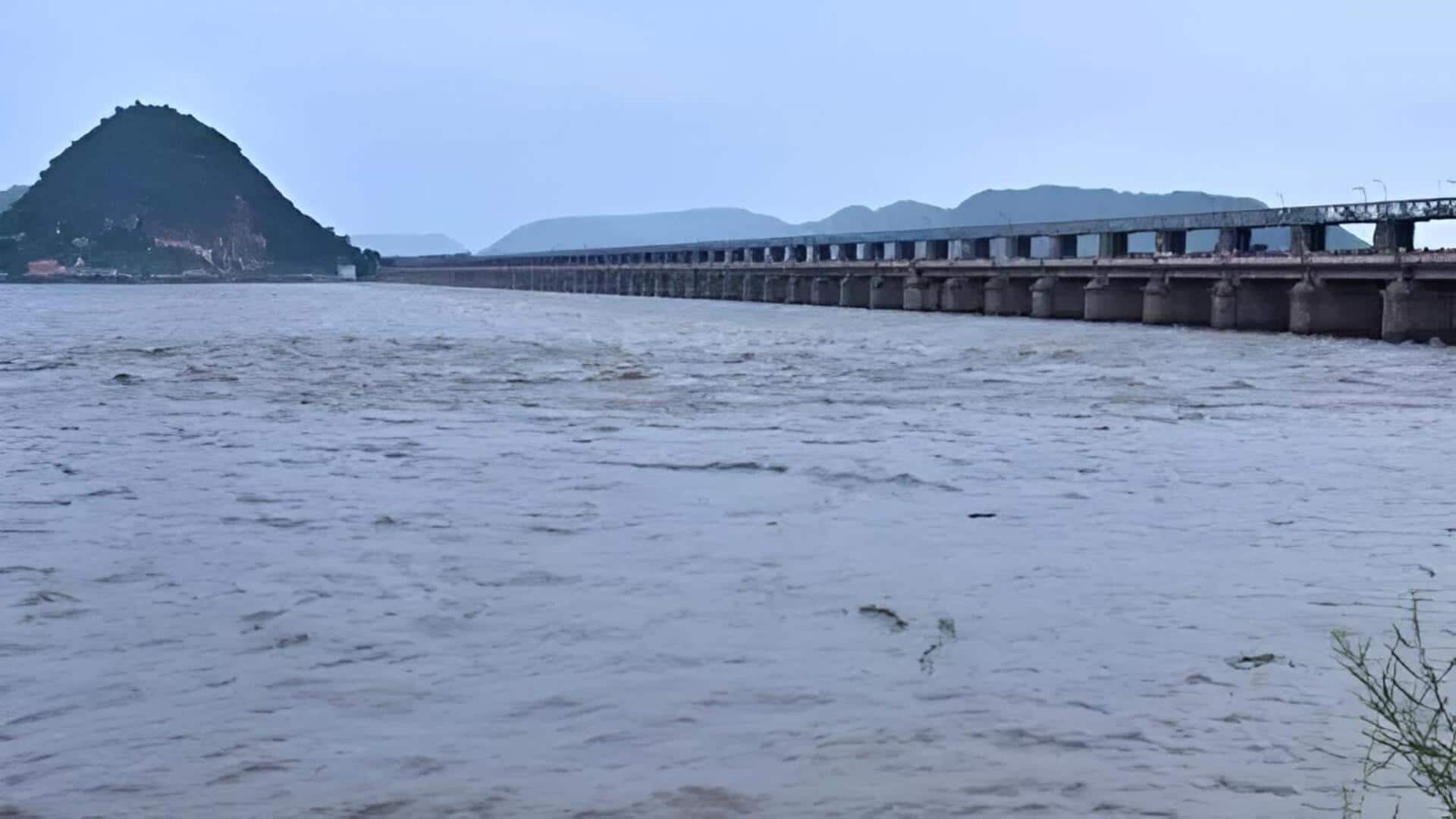 Srisailam: ఎగువ వర్షాల ప్రభావం.. నేడు శ్రీశైలానికి కృష్ణా జలాలు.. 