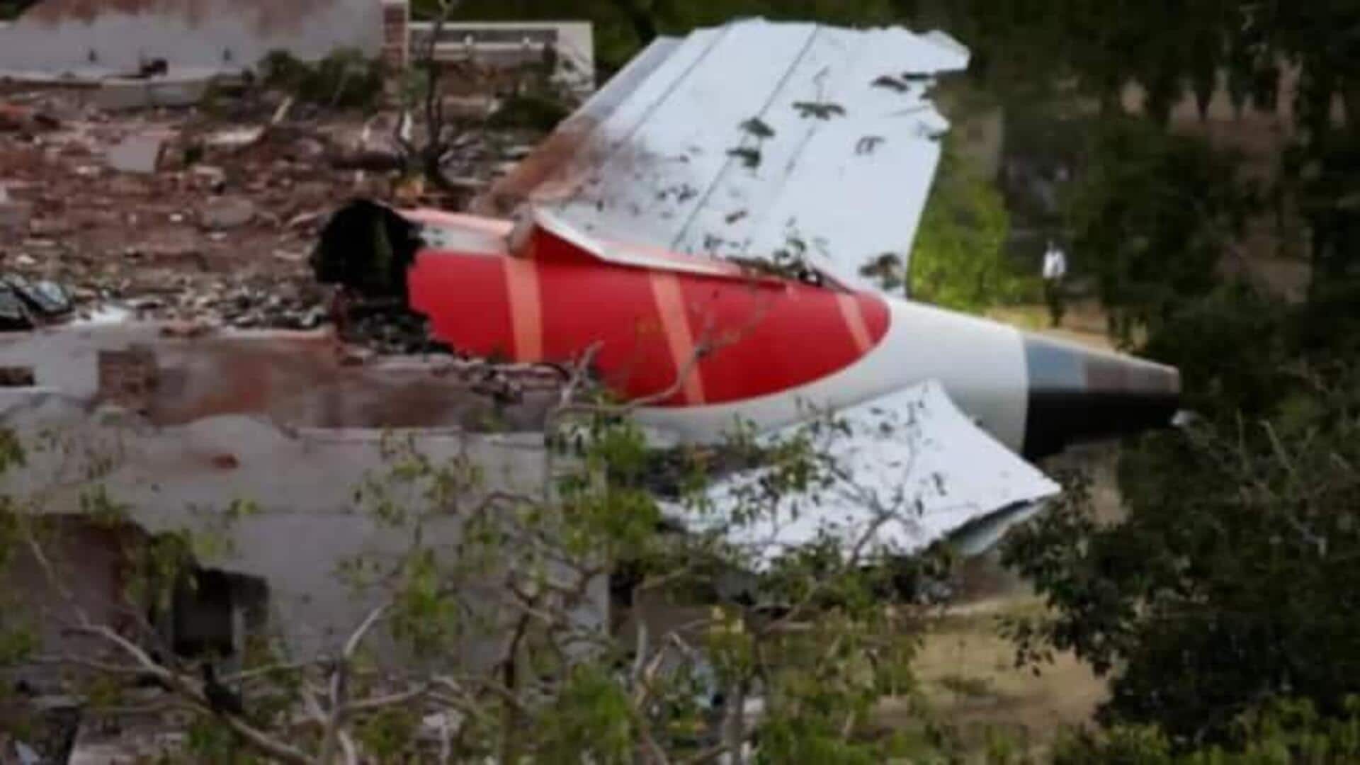 Air India: ఎయిర్ ఇండియా ప్రమాదం తర్వాత పెరిగిన విమానాల భయం.. చికిత్స కోసం భారీ మొత్తంలో ఖర్చు పెడుతున్న ప్రజలు Air India: ఎయిర్ ఇండియా ప్రమాదం తర్వాత పెరిగిన విమానాల భయం.. చికిత్స కోసం భారీ మొత్తంలో ఖర్చు పెడుతున్న ప్రజలు