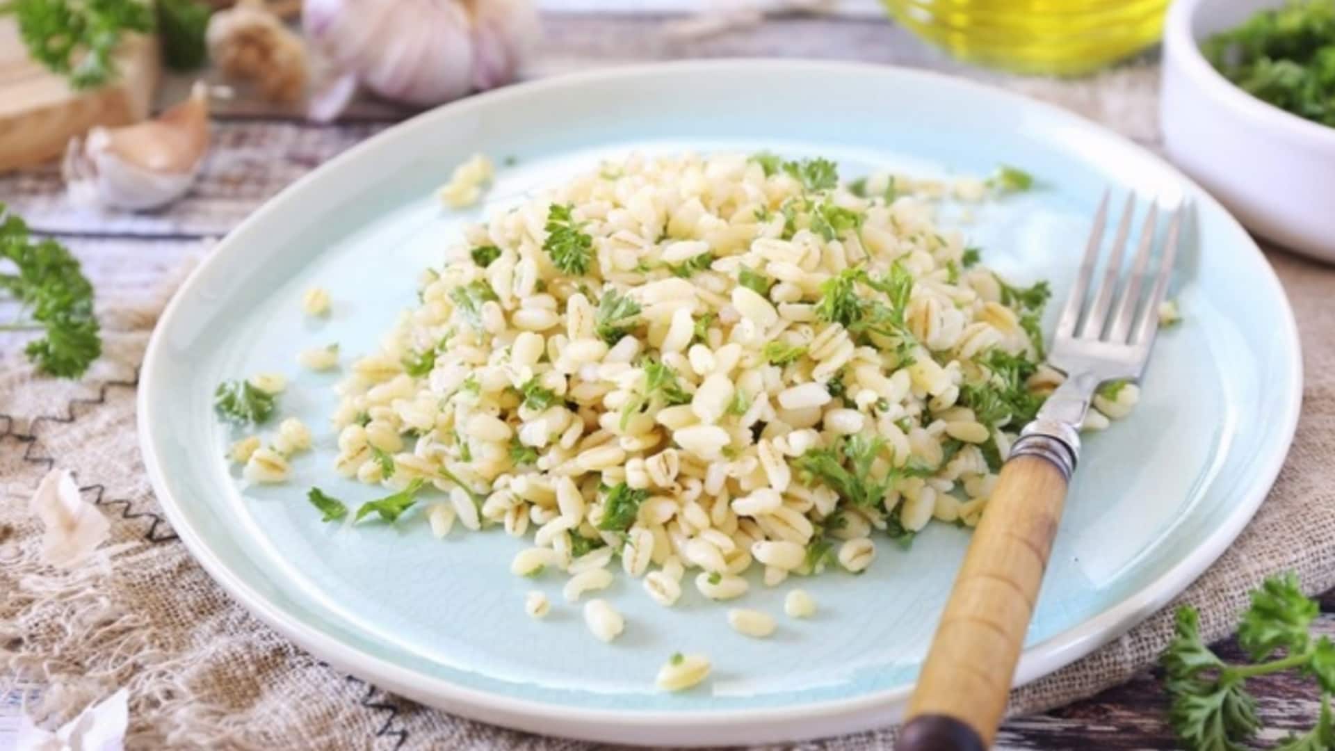 Barley Dishes: రోజూ బార్లీ తింటున్నారా? ఆరోగ్యాన్ని కాపాడే 5 రుచికరమైన బార్లీ వంటకాలు ఇవే!