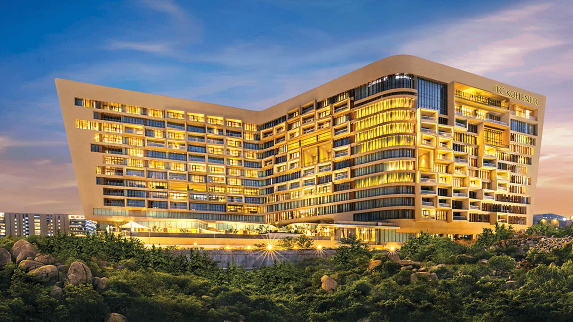 star hotels: హైదరాబాద్ నగరంలో ఊపందుకుంటున్న ఆతిథ్య రంగం.. రానున్న ఆరేడేళ్లలో 25 వరకు స్టార్ హోటళ్లు, రిసార్టులు star hotels: హైదరాబాద్ నగరంలో ఊపందుకుంటున్న ఆతిథ్య రంగం.. రానున్న ఆరేడేళ్లలో 25 వరకు స్టార్ హోటళ్లు, రిసార్టులు