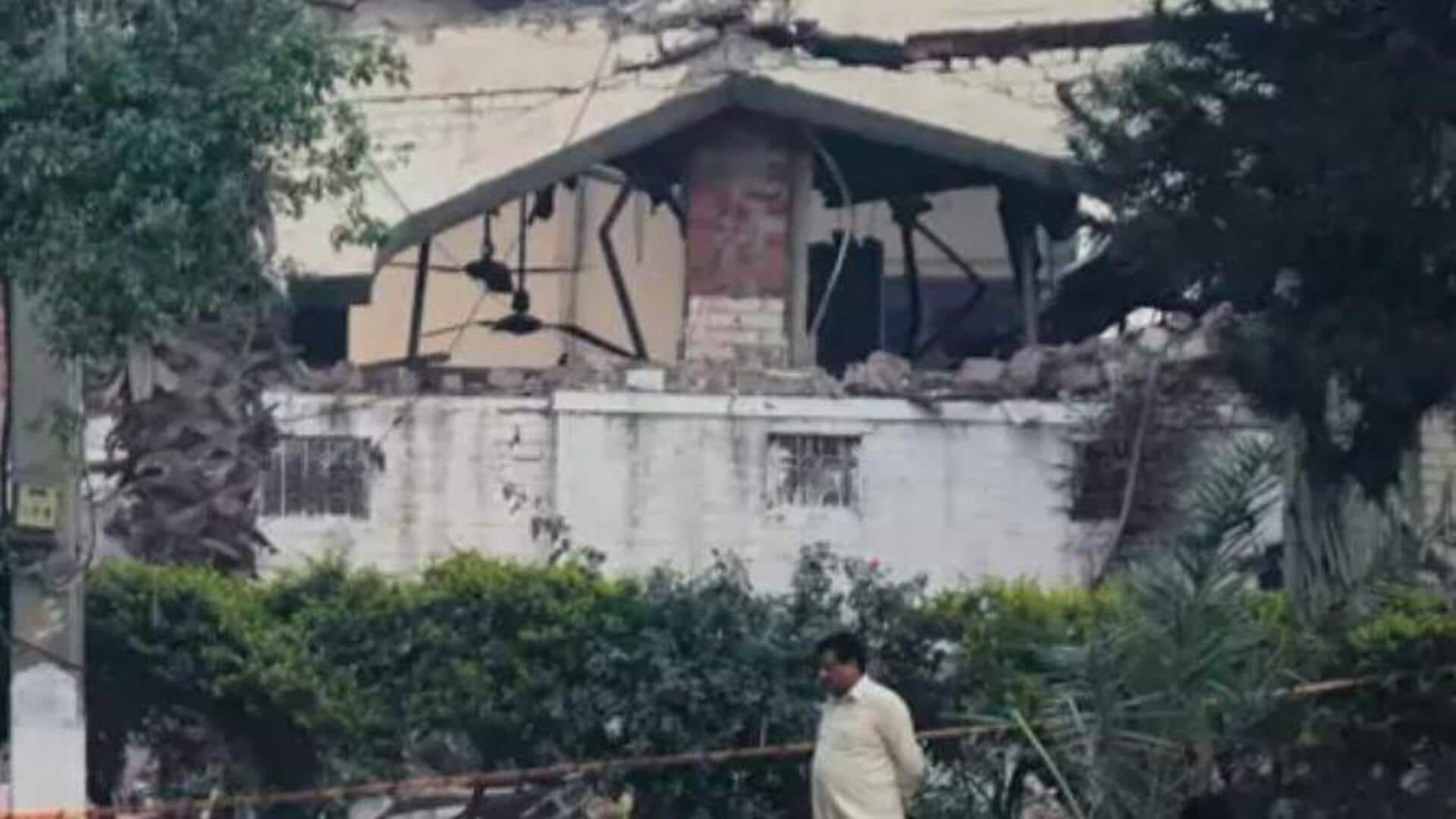 Operation Sindoor: ఆపరేషన్ సిందూర్లో చనిపోయిన టాప్ టెర్రరిస్టులు వీళ్లే.. వివరాలు ఇవే! Operation Sindoor: ఆపరేషన్ సిందూర్లో చనిపోయిన టాప్ టెర్రరిస్టులు వీళ్లే.. వివరాలు ఇవే!