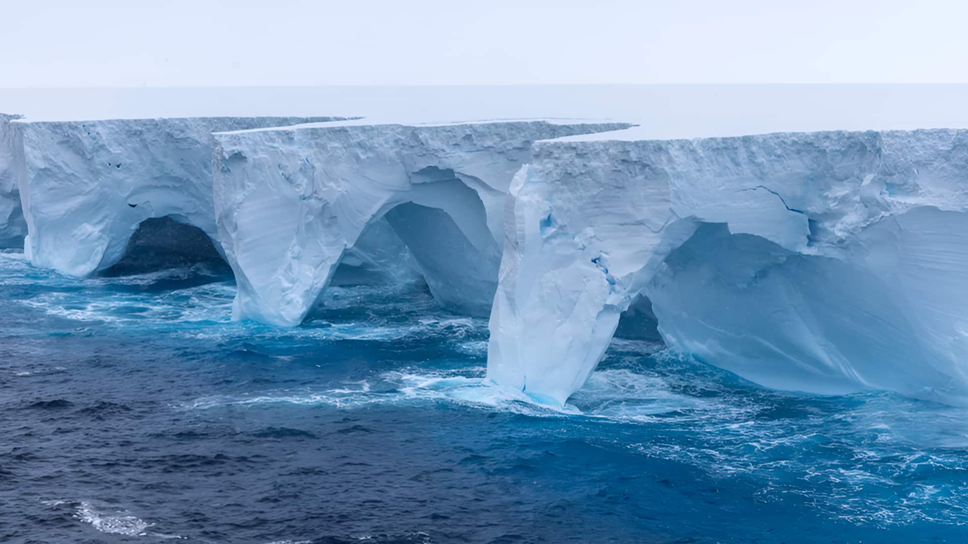 A23a iceberg: ఒకప్పుడు బాలీ అంతటి పరిమాణం.. ఇప్పుడు చిన్న ముక్కలుగా విడిపోయిన భారీ మంచుకొండ!