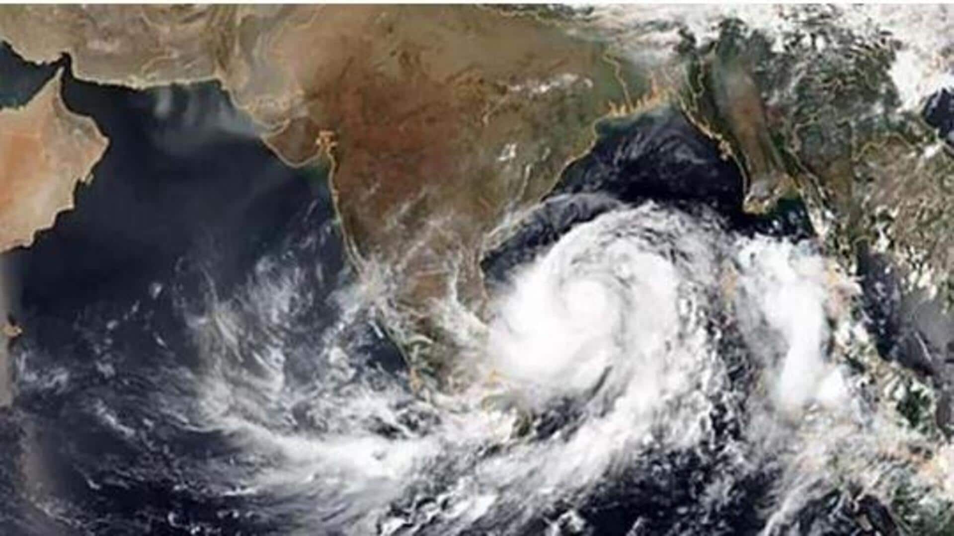 Cyclone Alert: బంగాళాఖాతంలో అల్పపీడనం.. ఆంధ్రప్రదేశ్‌లో భారీ వర్షాల హెచ్చరిక