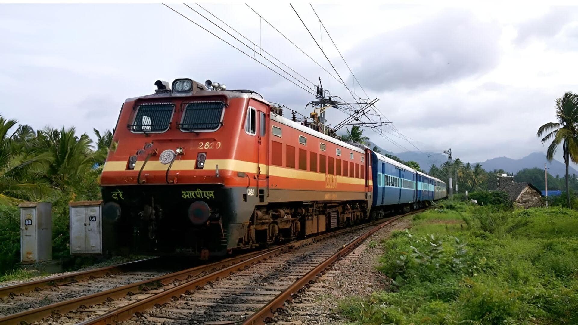 Sankranti Special Trains 2026: సంక్రాంతి రద్దీకి రైల్వే ప్లాన్‌.. హైదరాబాద్-విజయవాడ మార్గంలో 10 ప్రత్యేక రైళ్లు