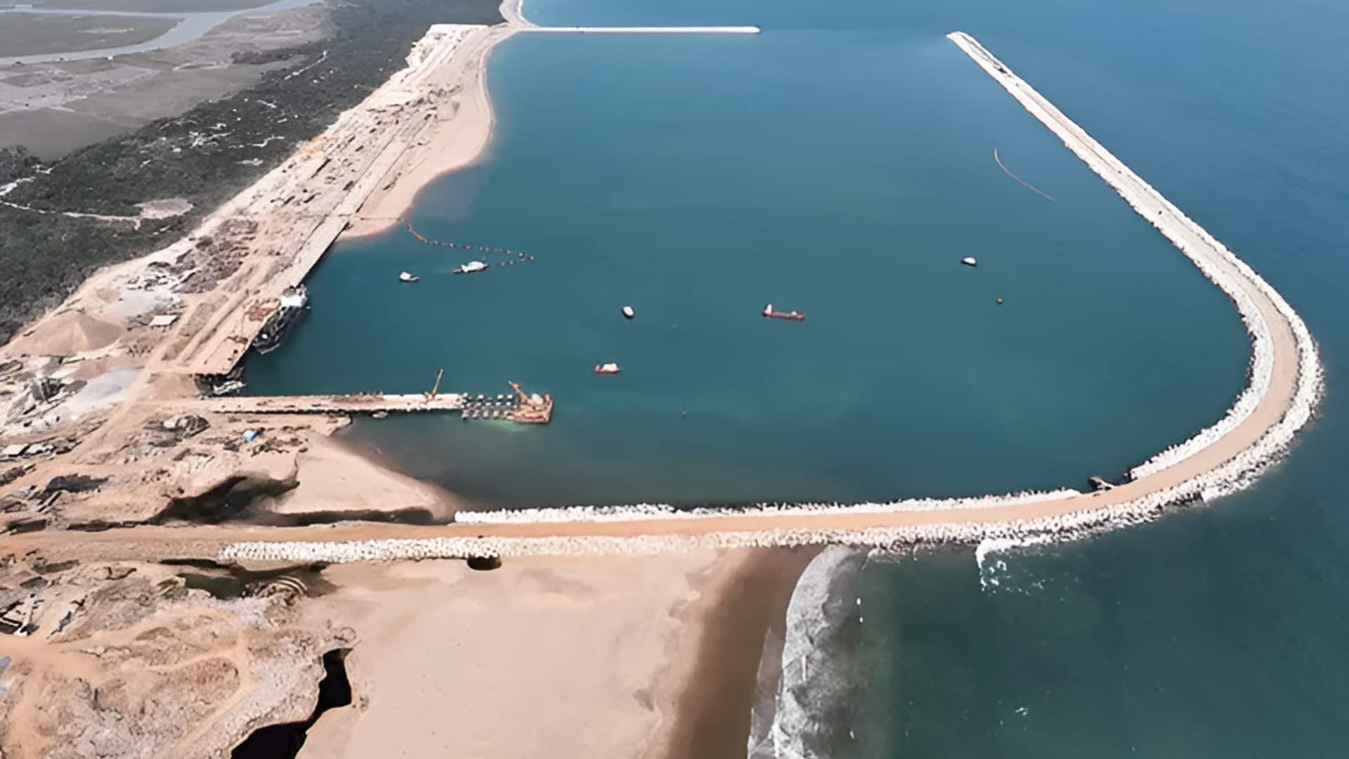 Mulapet Greenfield port: ఏప్రిల్‌లో ట్రయల్‌ రన్‌కు సిద్ధమవుతున్న మూలపేట పోర్టు