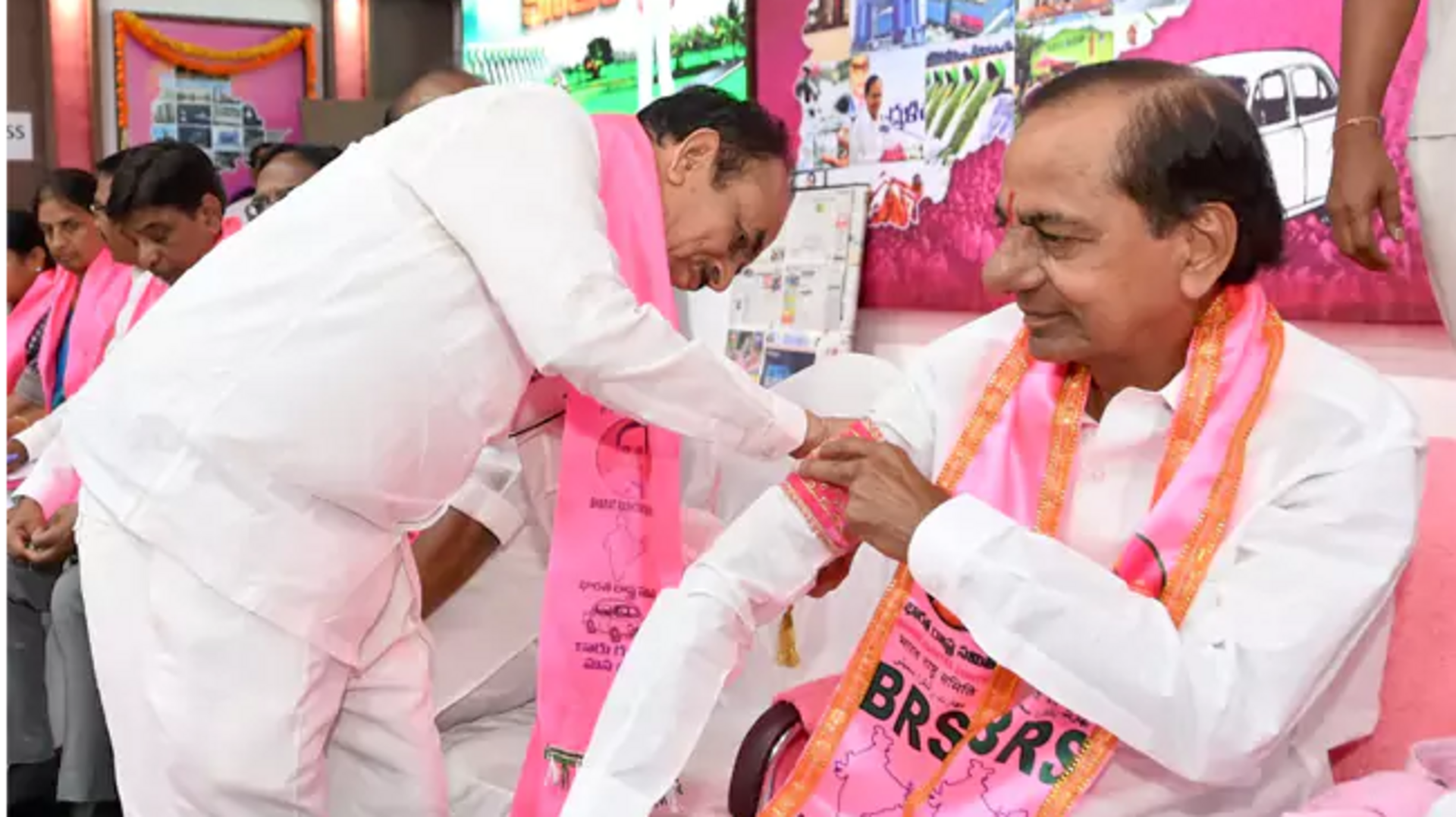 KCR: రాష్ట్రంలో కాంగ్రెస్‌ ప్రభుత్వం విఫలం.. వందశాతం మళ్లీ అధికారంలోకి వస్తాం..