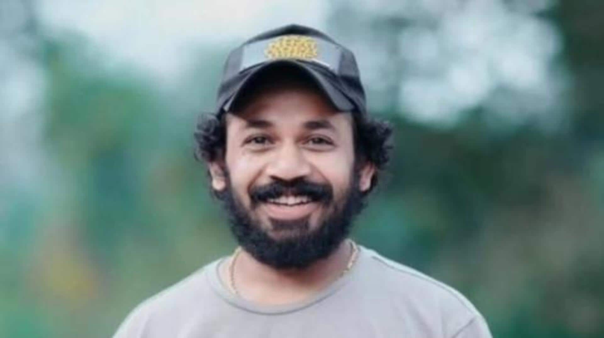 Kantara 2: కాంతార2 టీమ్లో విషాదం.. గుండెపోటుతో మరొక జూనియర్ ఆర్టిస్ట్ కన్నుమూత Kantara 2: కాంతార2 టీమ్లో విషాదం.. గుండెపోటుతో మరొక జూనియర్ ఆర్టిస్ట్ కన్నుమూత