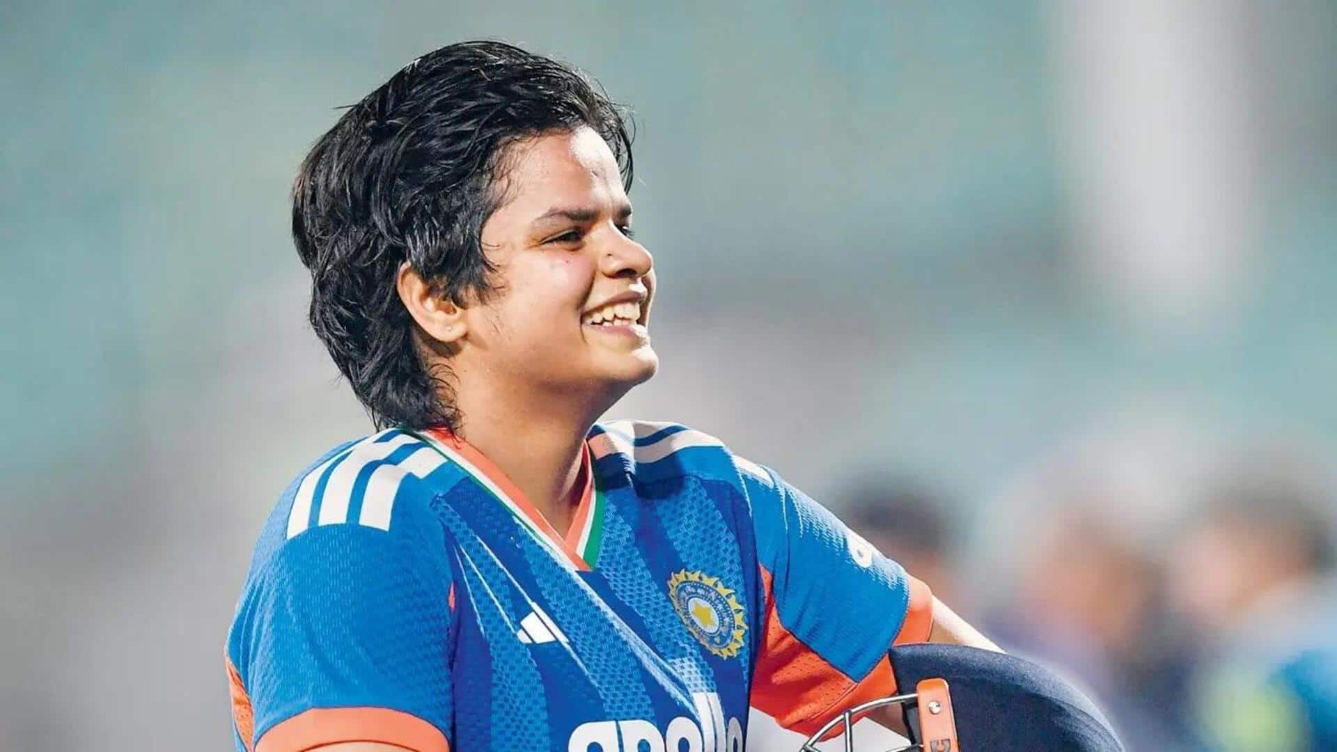 Shefali Verma: పాక్‌పై 12 పరుగులే.. రెండు వరల్డ్ రికార్డులు బద్దలు కొట్టిన షెఫాలీ