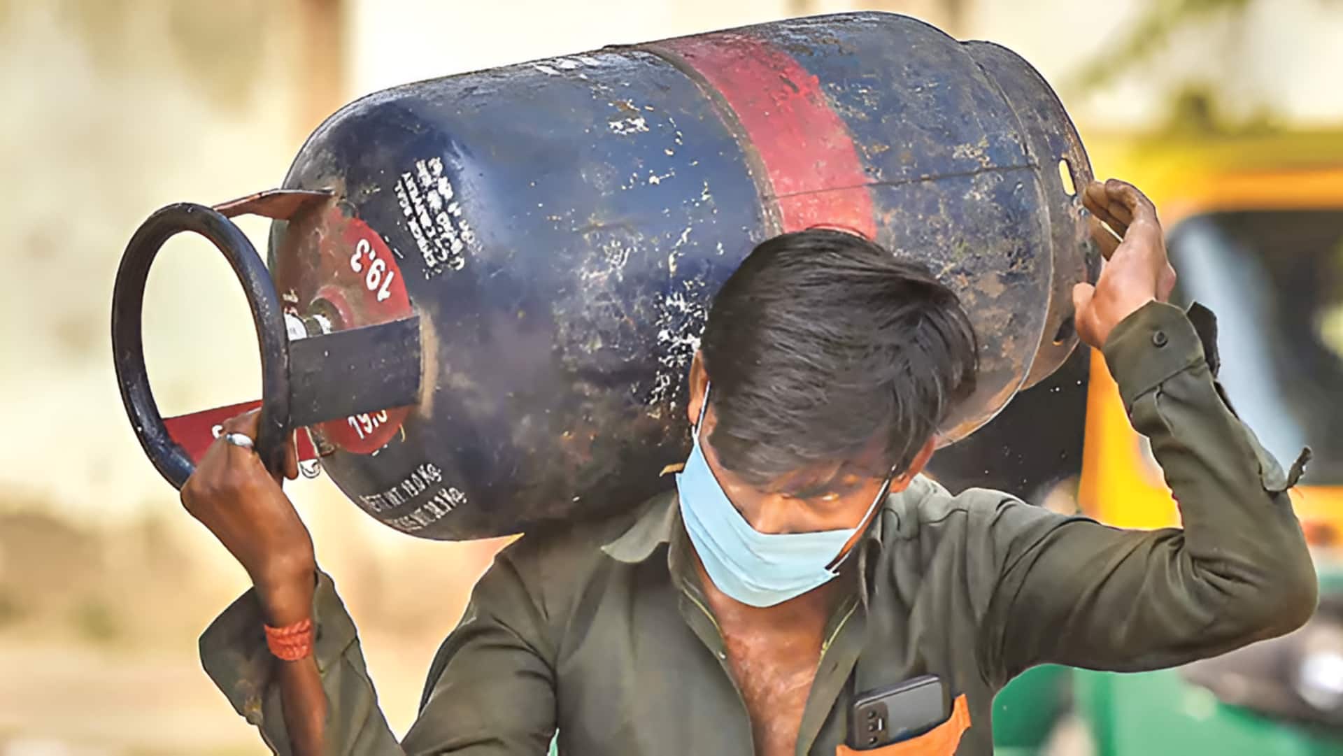Commercial LPG Shortage: పశ్చిమాసియా ప్రభావం.. హోటల్‌ రంగంపై గ్యాస్‌ సంక్షోభం