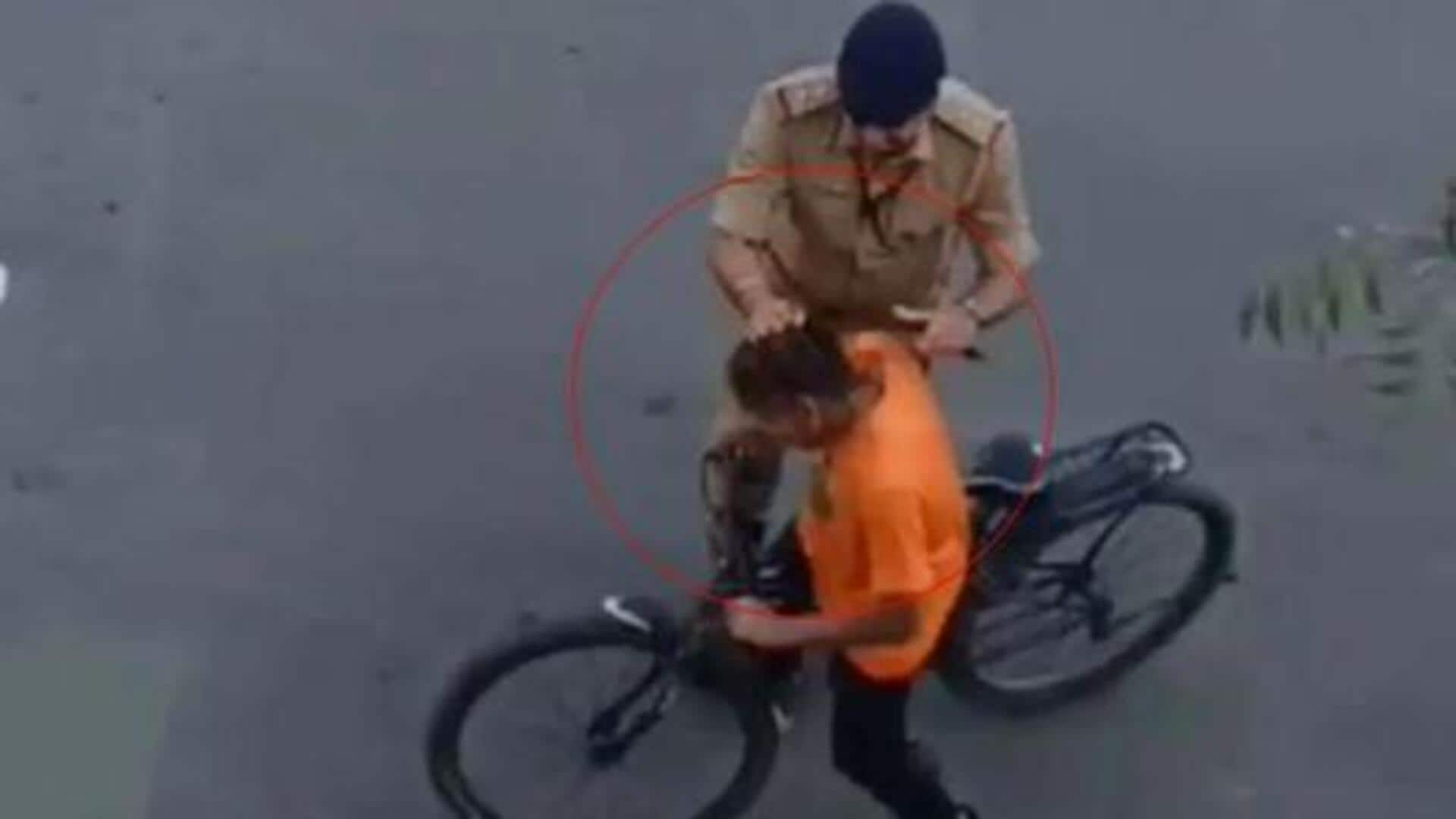 Cop Slaps Boy: సూరత్‌లో మోడీ కాన్వాయ్ రిహార్సల్‌.. సైకిల్ తొక్కిన బాలుడిని చితకబాదిన పోలీసులు!