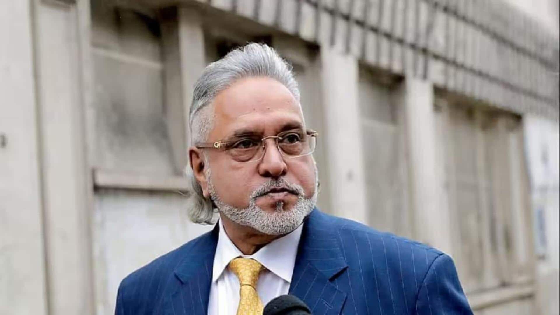 Vijay Mallya: రుణాల రికవరీపై వారు 'సిగ్గుపడాలి'.. భారత బ్యాంకులపై విజయ్ మాల్యా విమర్శలు Vijay Mallya: రుణాల రికవరీపై వారు 'సిగ్గుపడాలి'.. భారత బ్యాంకులపై విజయ్ మాల్యా విమర్శలు