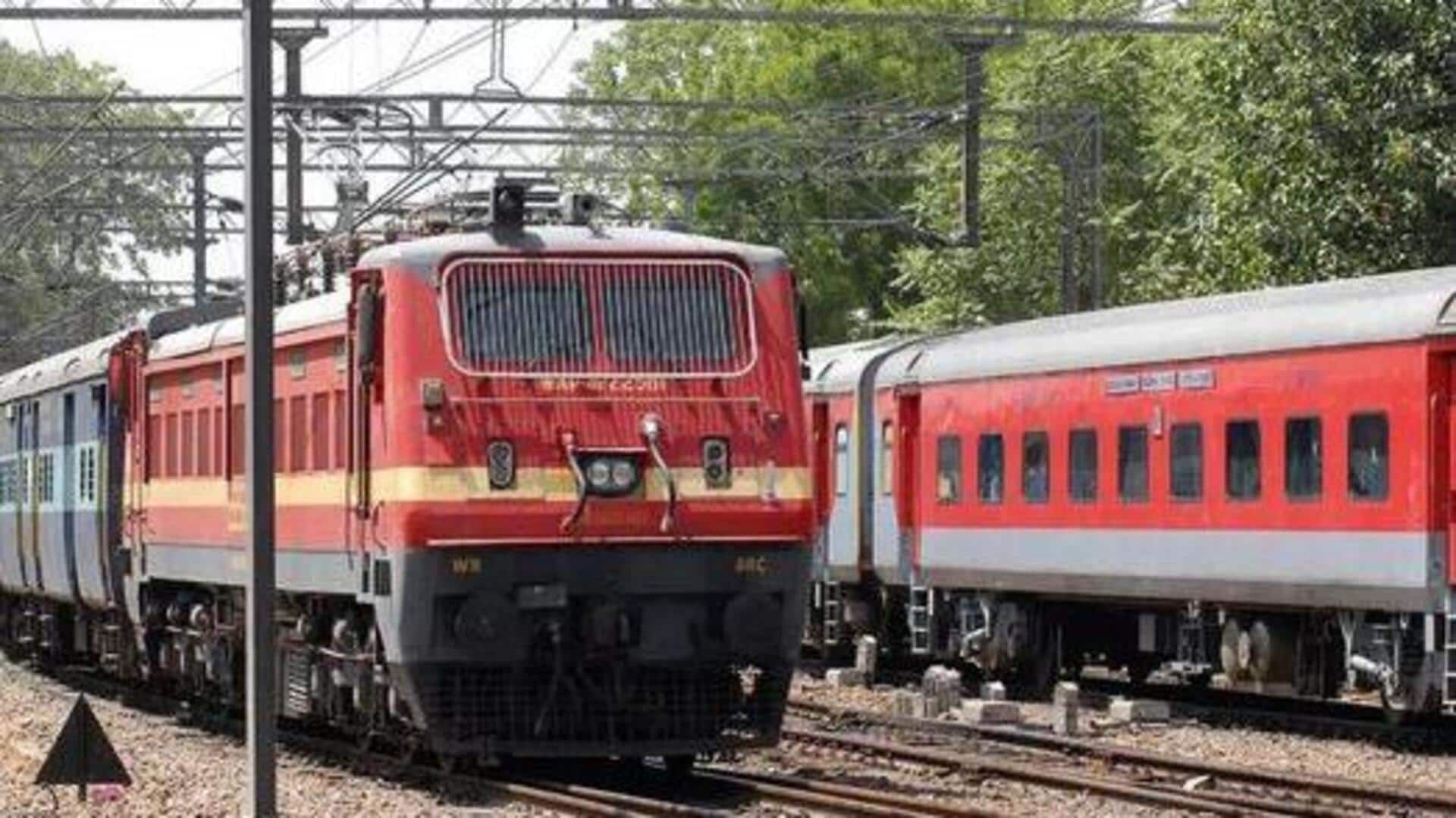 Special Trains : దసరా, దీపావళి రద్దీకి దక్షిణ మధ్య రైల్వే 22 ప్రత్యేక రైళ్లు.. పూర్తి వివరాలివే! Special Trains : దసరా, దీపావళి రద్దీకి దక్షిణ మధ్య రైల్వే 22 ప్రత్యేక రైళ్లు.. పూర్తి వివరాలివే!
