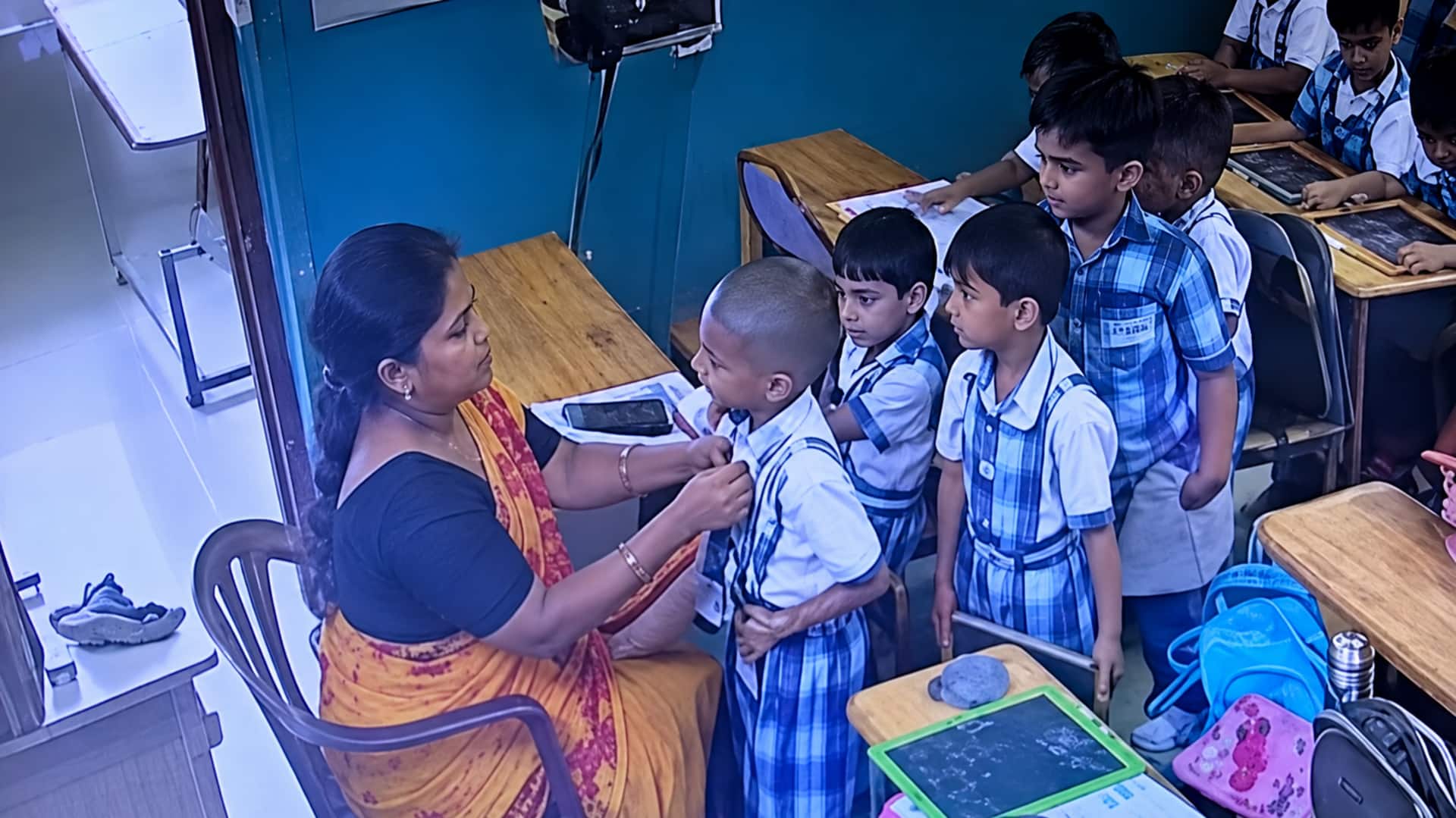 Visakhapatnam: హోమ్‌ వర్క్‌ చేయలేదని చెంపపై కొట్టిన టీచర్‌.. భయంతో ఆగిన బాలుడి ఊపిరి!