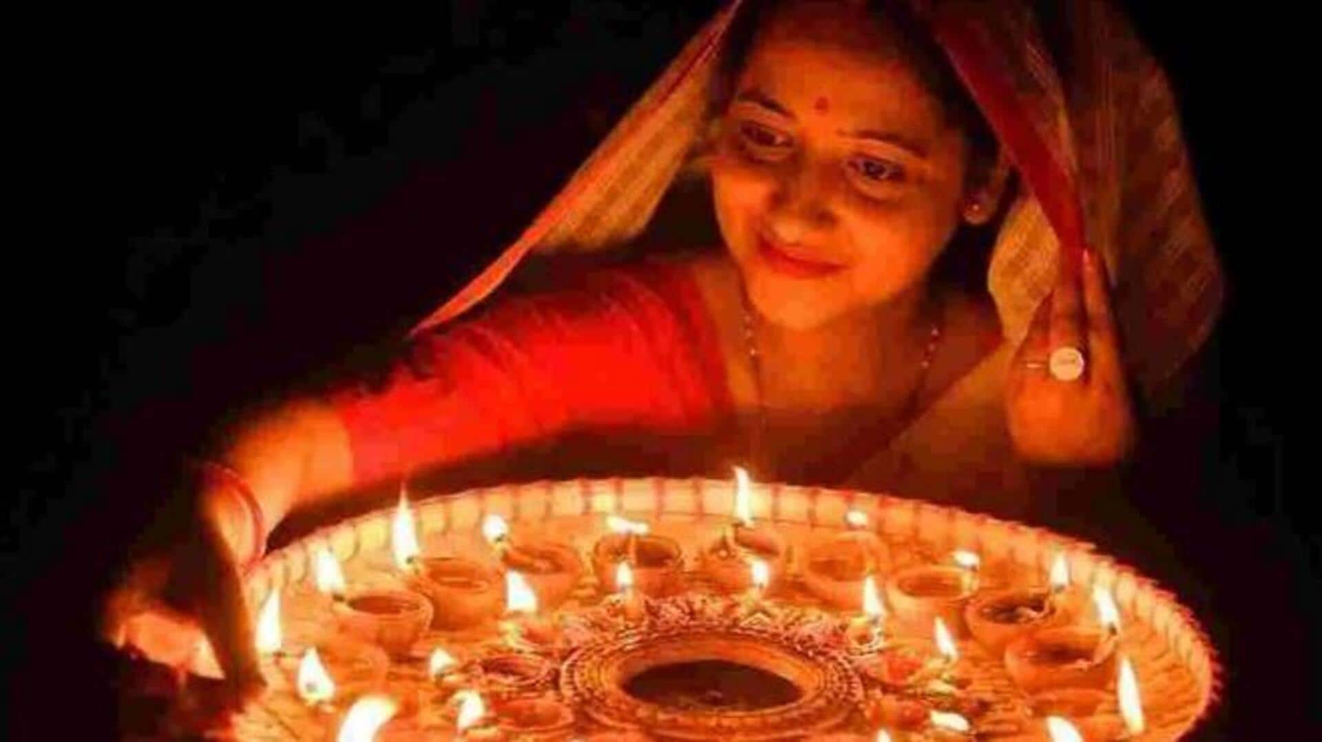 Diwali 2025 : సిరి సంపదకు దీపాల వెలుగు.. దీపావళి పండుగ వెనక ఉన్న కథ ఇదే! Diwali 2025 : సిరి సంపదకు దీపాల వెలుగు.. దీపావళి పండుగ వెనక ఉన్న కథ ఇదే!