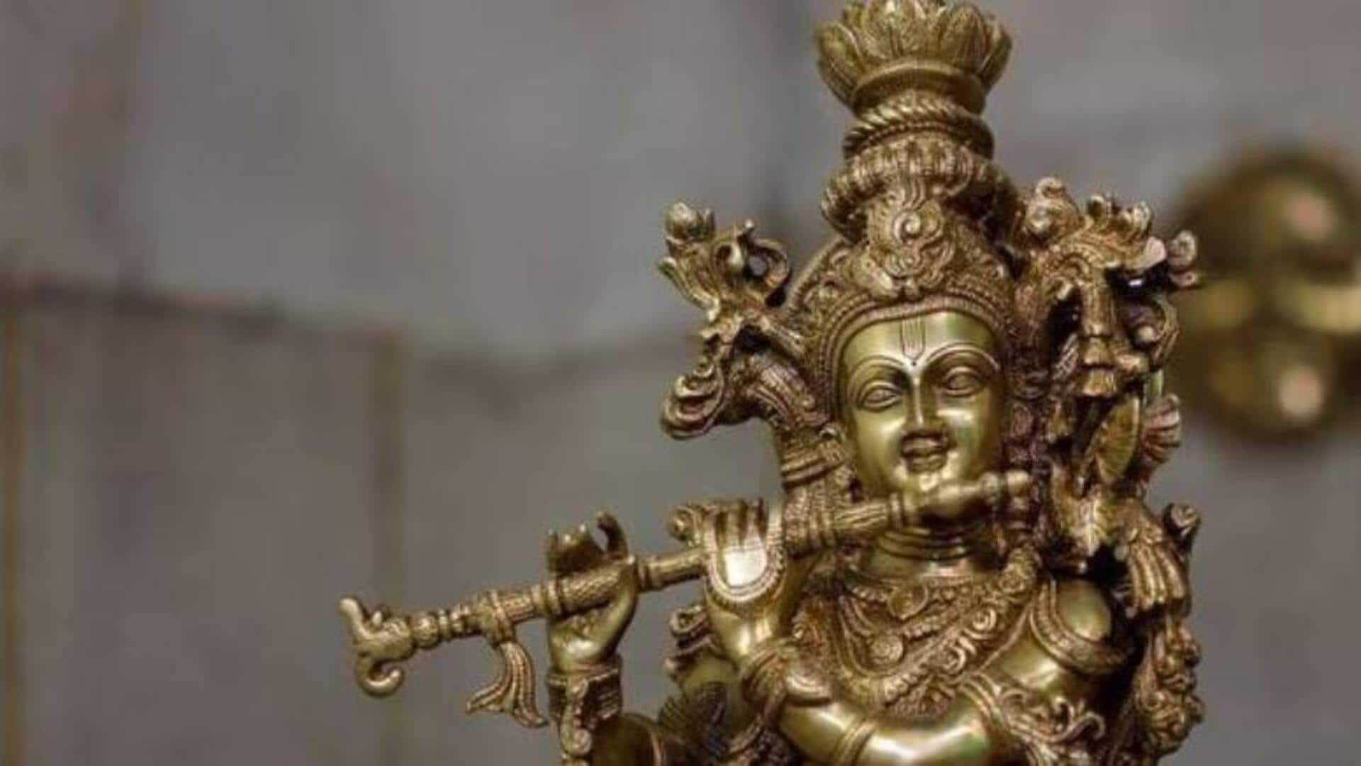 Bhagavad Gita: ఇలాంటి వారితో స్నేహం ముప్పు.. భగవద్గీతలో శ్రీకృష్ణుడు చెప్పిన సత్యాలివే! Bhagavad Gita: ఇలాంటి వారితో స్నేహం ముప్పు.. భగవద్గీతలో శ్రీకృష్ణుడు చెప్పిన సత్యాలివే!