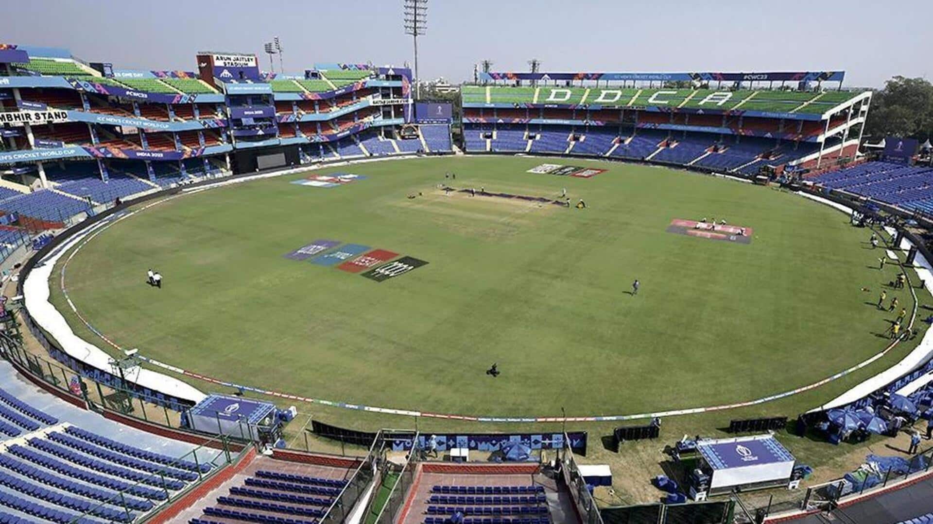 IPL Ticket Fraud : అరుణ్ జైట్లీ స్టేడియంలో భారీ స్కామ్.. ఆ టిక్కెట్స్‌తో వీఐపీ గ్యాలరీలోకి కేటుగాళ్లు!