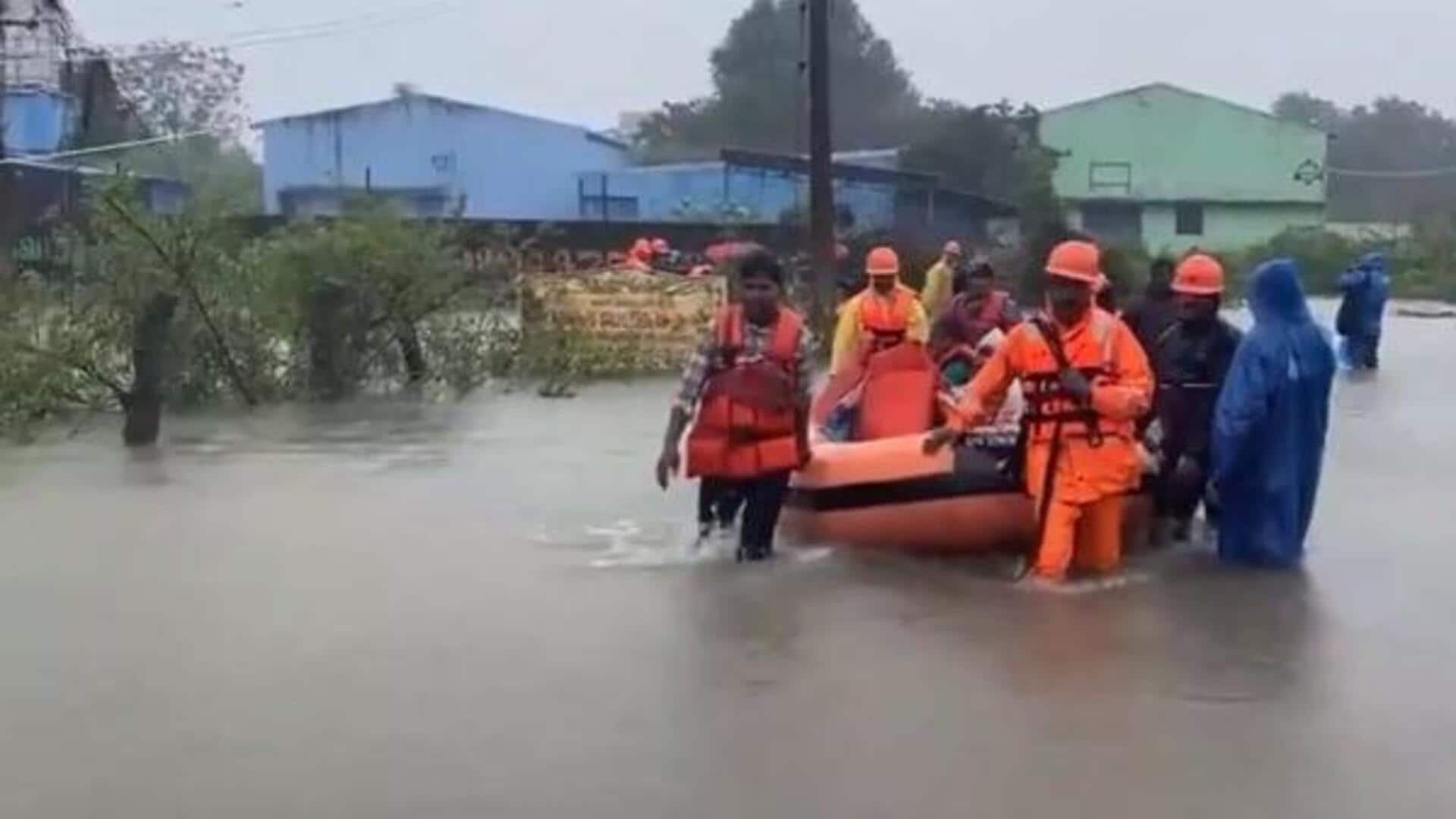 Cyclone Fengal: పుదుచ్చేరి సమీపంలో 17 గంటల పాటు కేంద్రీకృతమైన ఫెయింజల్‌ తుపాన్‌.. ఉత్తర తమిళనాడు వ్యాప్తంగా భారీ వర్షాలు 