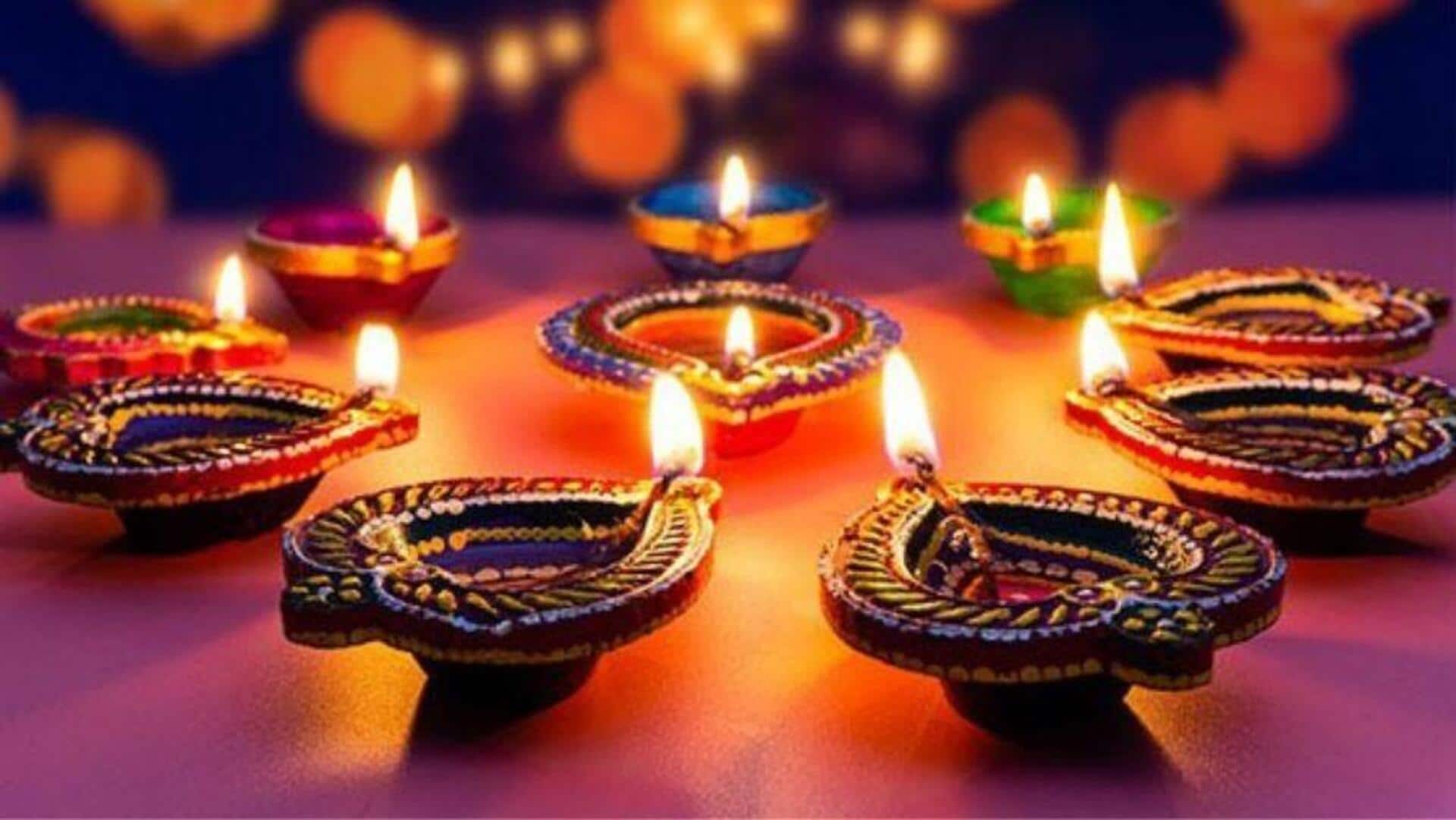Diwali 2025: దీపావళి కేవలం హిందువులకే పరిమితం కాదు.. మిగతా మతాల్లోని దీపావళి ఆచారాలు ఇవే..! Diwali 2025: దీపావళి కేవలం హిందువులకే పరిమితం కాదు.. మిగతా మతాల్లోని దీపావళి ఆచారాలు ఇవే..!