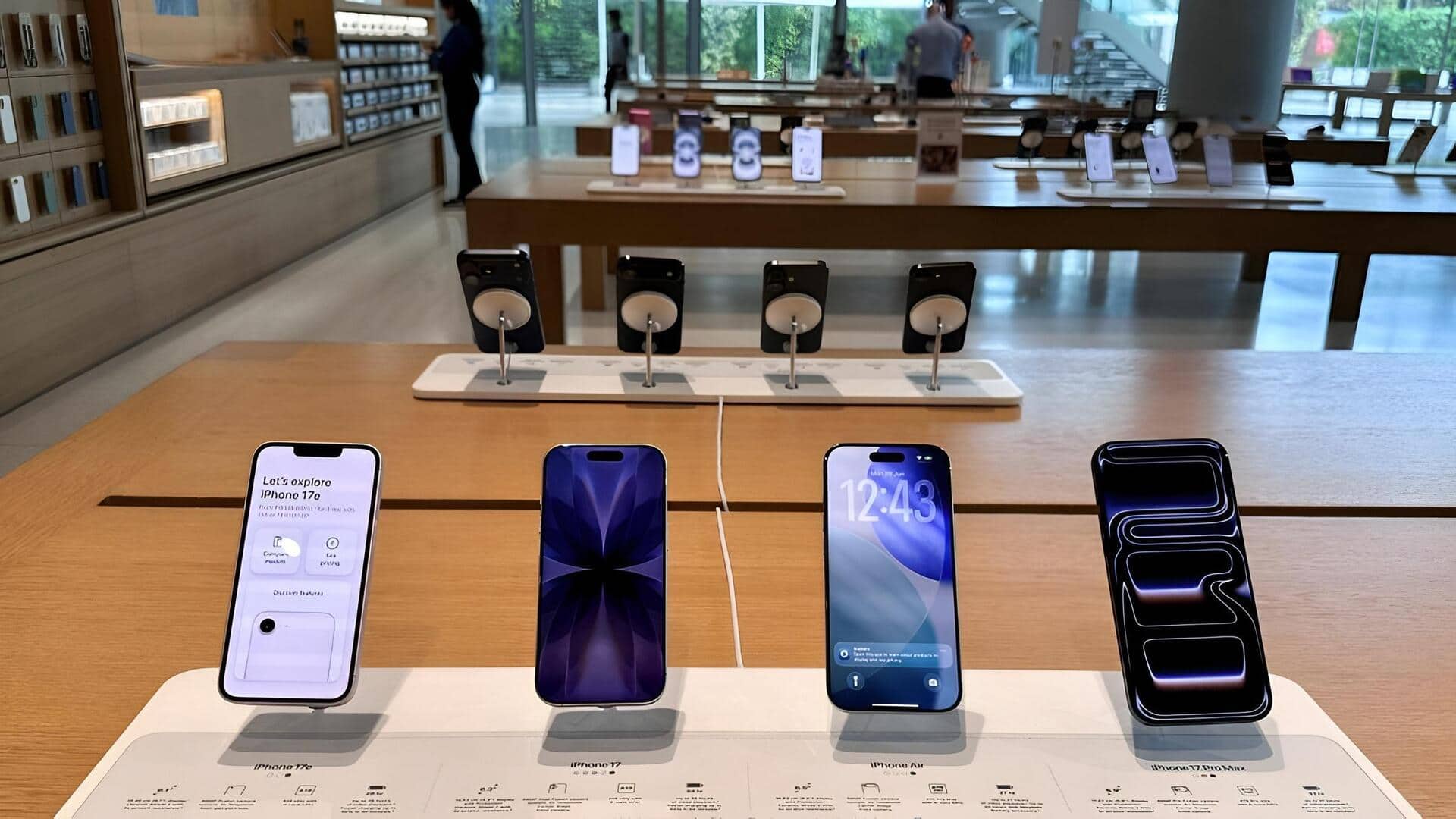 Apple: హ్యాకర్లకు ఆపిల్‌ చెక్‌.. సెక్యూరిటీ అప్‌డేట్లలో కీలక మార్పు