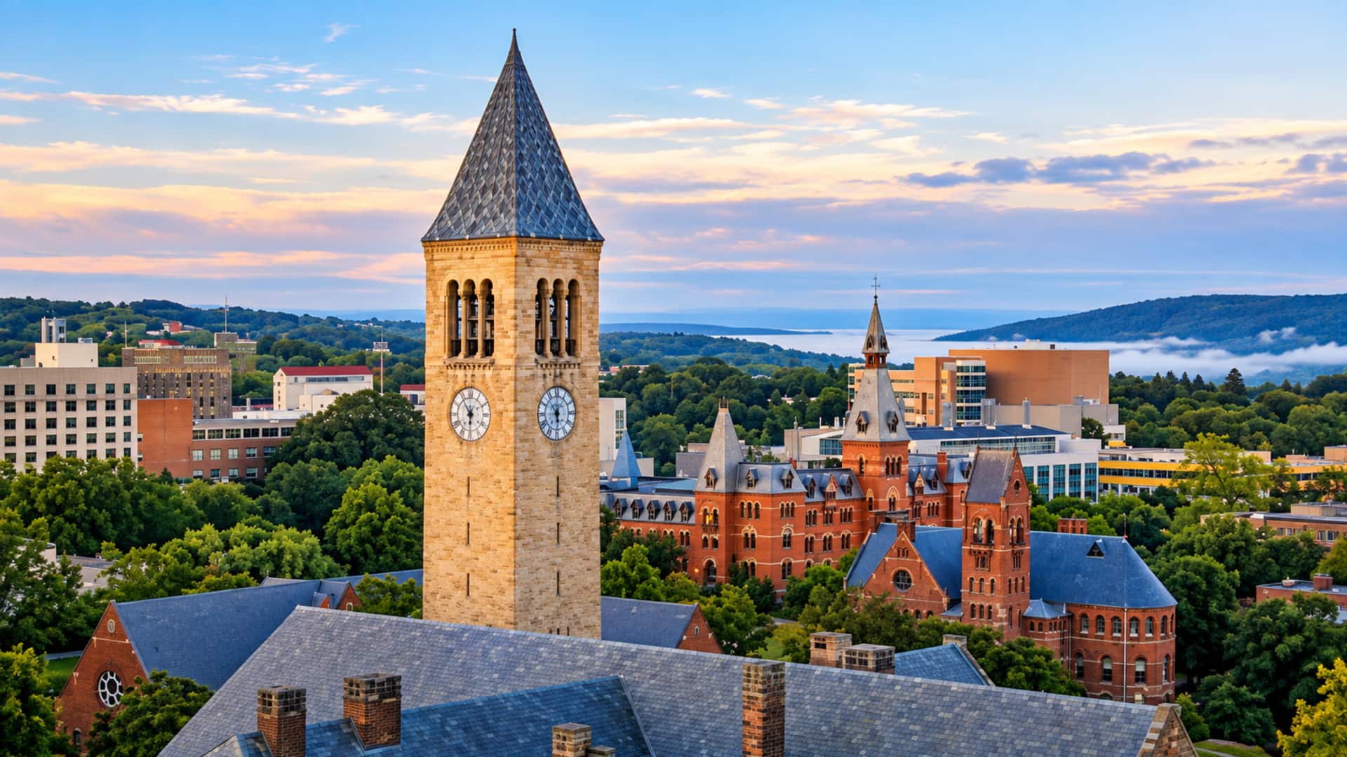 Cornell University: 'ఫ్రీ సెక్స్‌' అంటూ గ్రూపులో మెసేజ్‌.. కార్నెల్‌ యూనివర్సిటీపై దావా