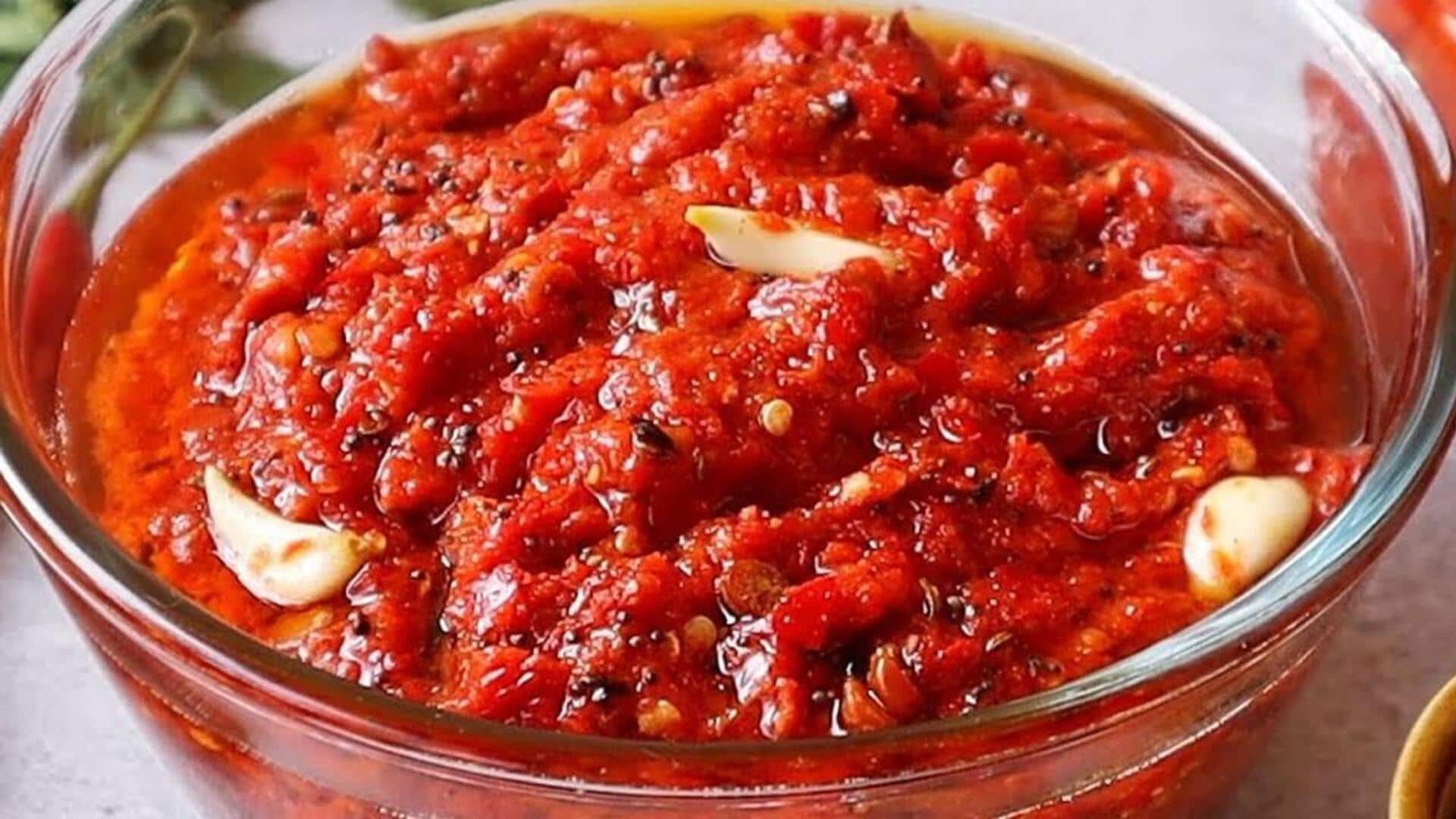 Red chilli pickle: నోరూరించే సూపర్ రోటి పచ్చడి..సులభంగా చేసుకోండిలా