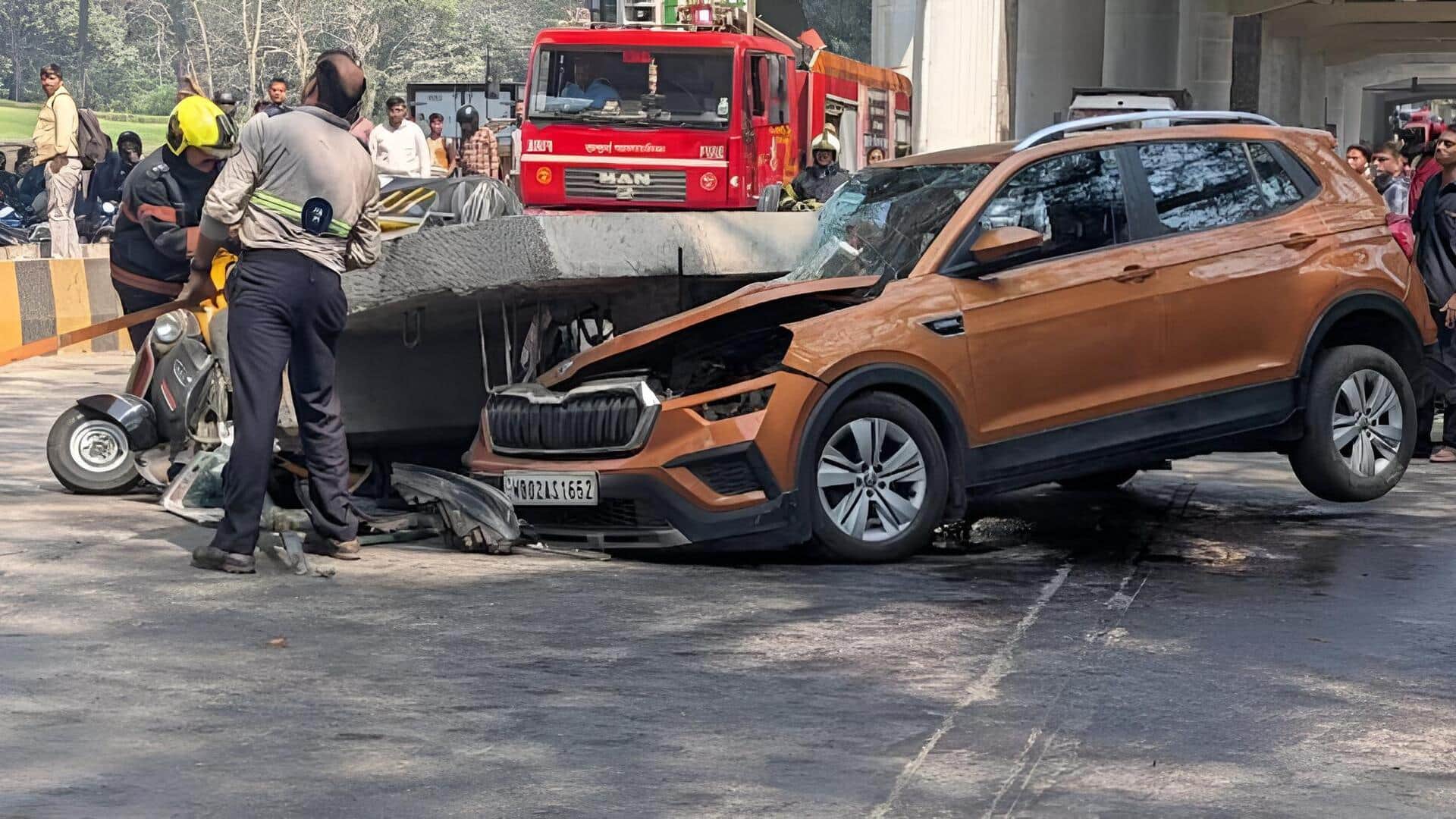 Mumbai: ముంబైలో కూలిన మెట్రో పిల్లర్.. నలుగురికి గాయాలు