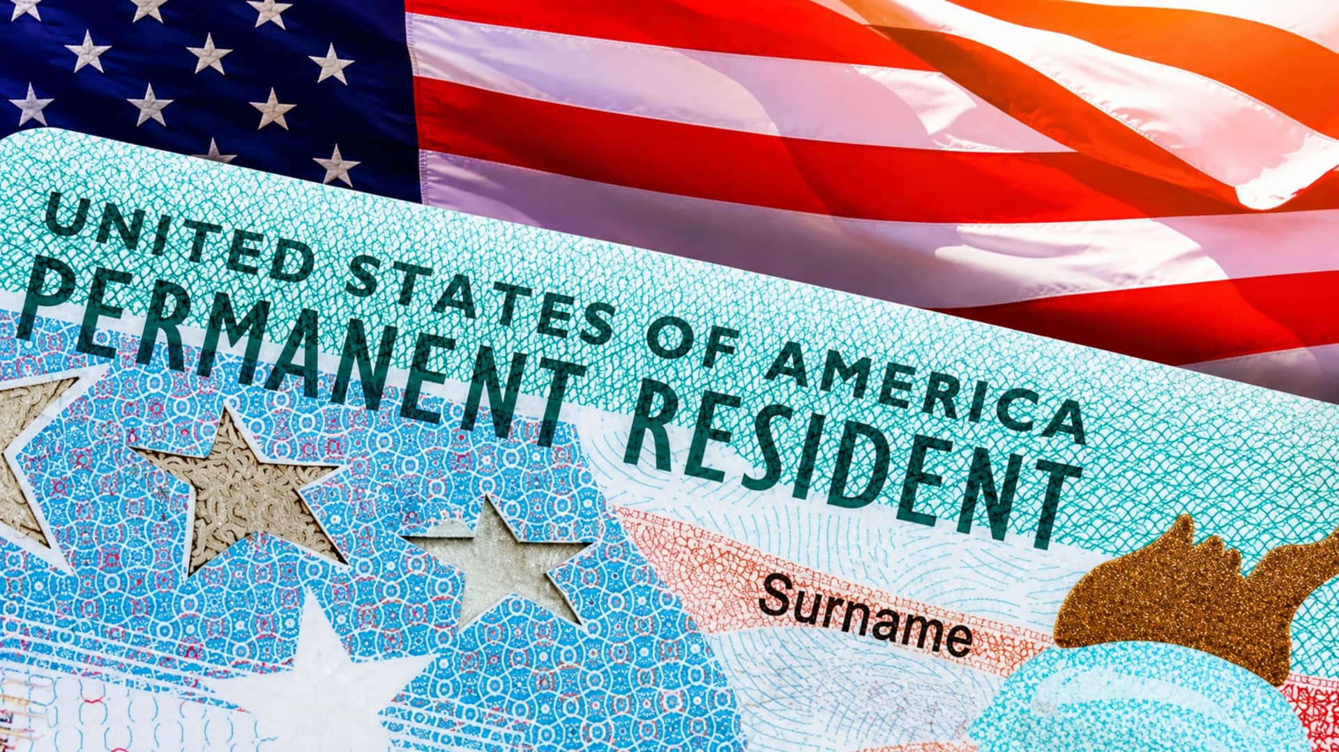 US green card: అమెరికా గ్రీన్ కార్డ్ ఆశలకు బ్రేక్.. భారీగా పడిపోయిన భారతీయుల గ్రీన్ కార్డ్ ఆమోదాలు